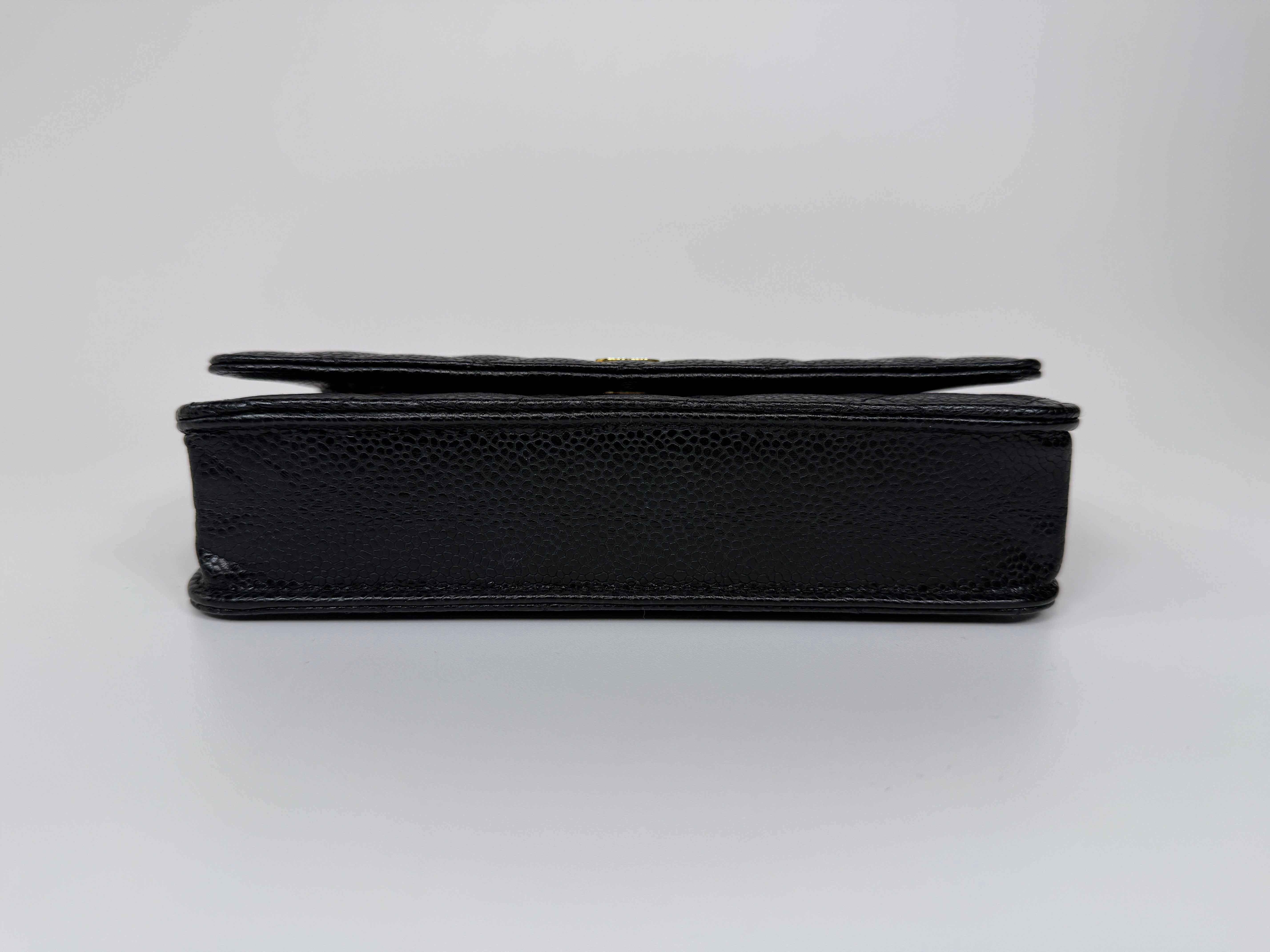 Chanel Wallet On Chain In Black Caviar Leather With Gold Hardware In Excellent Condition.
Authentic Pre Loved Verified by Luxe Cheshire Trusted Designer resale 