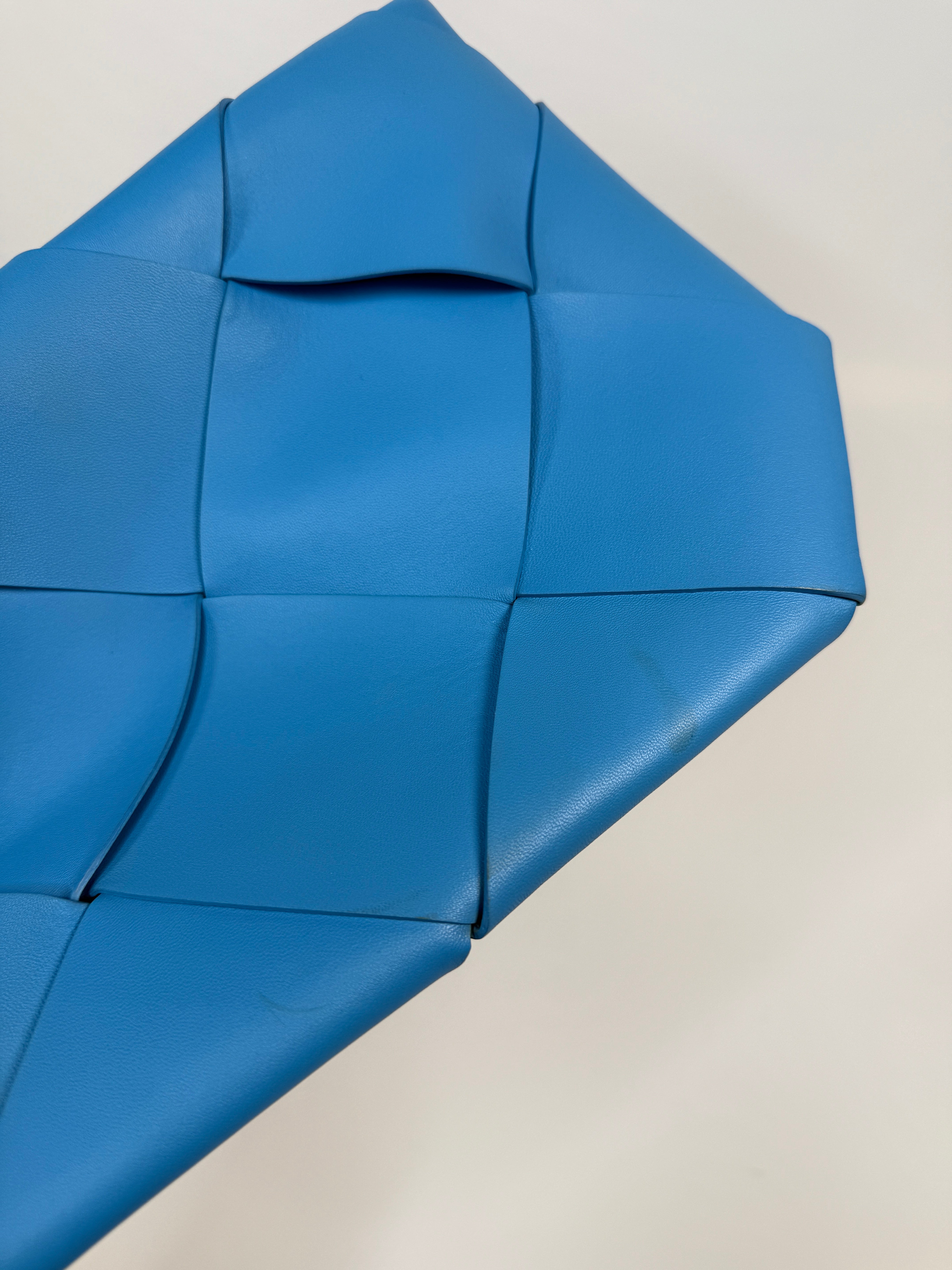 Bottega Veneta Intrecciato Zipped Pouch Pre Loved