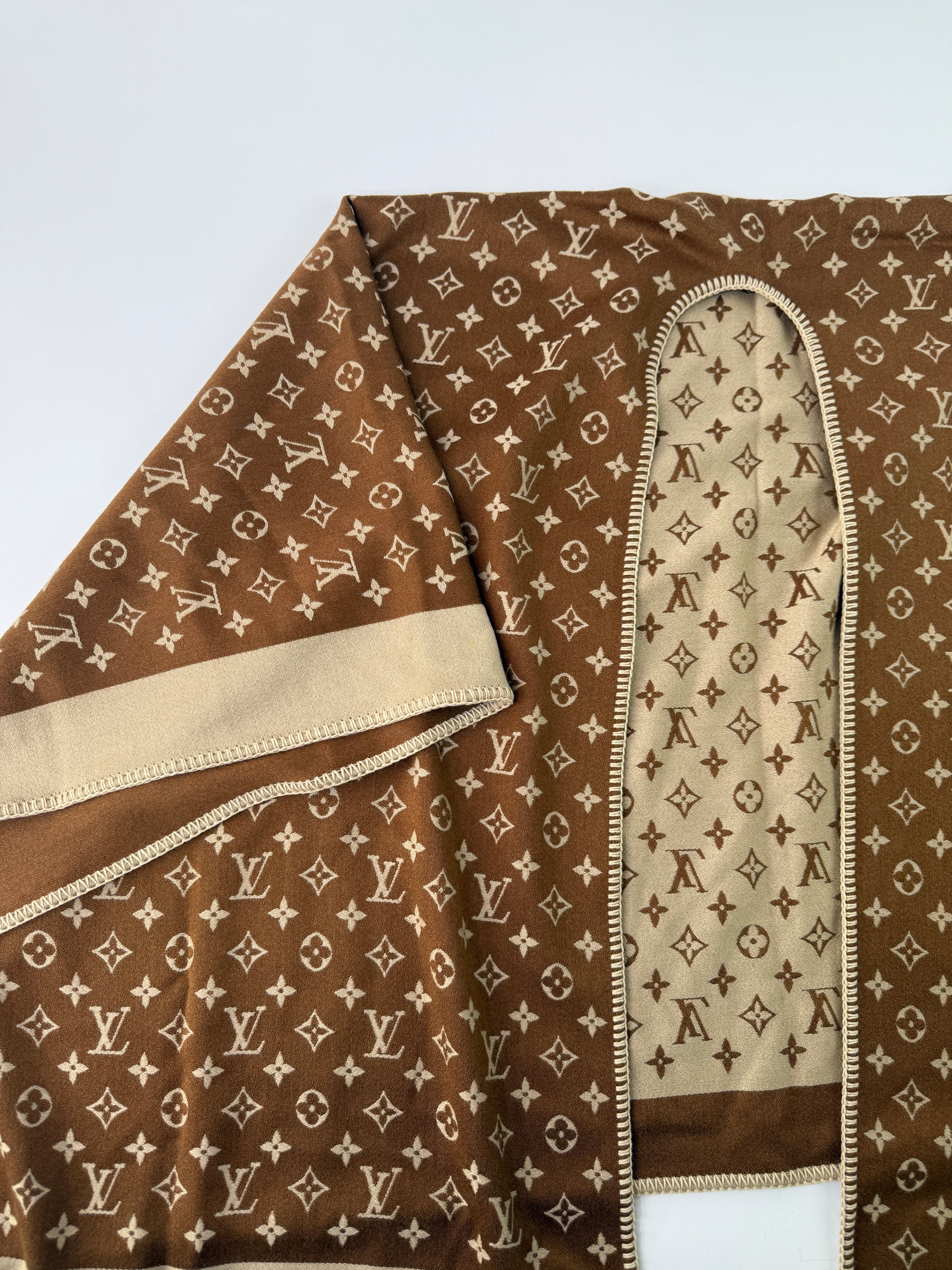 Louis Vuitton Embrace Poncho