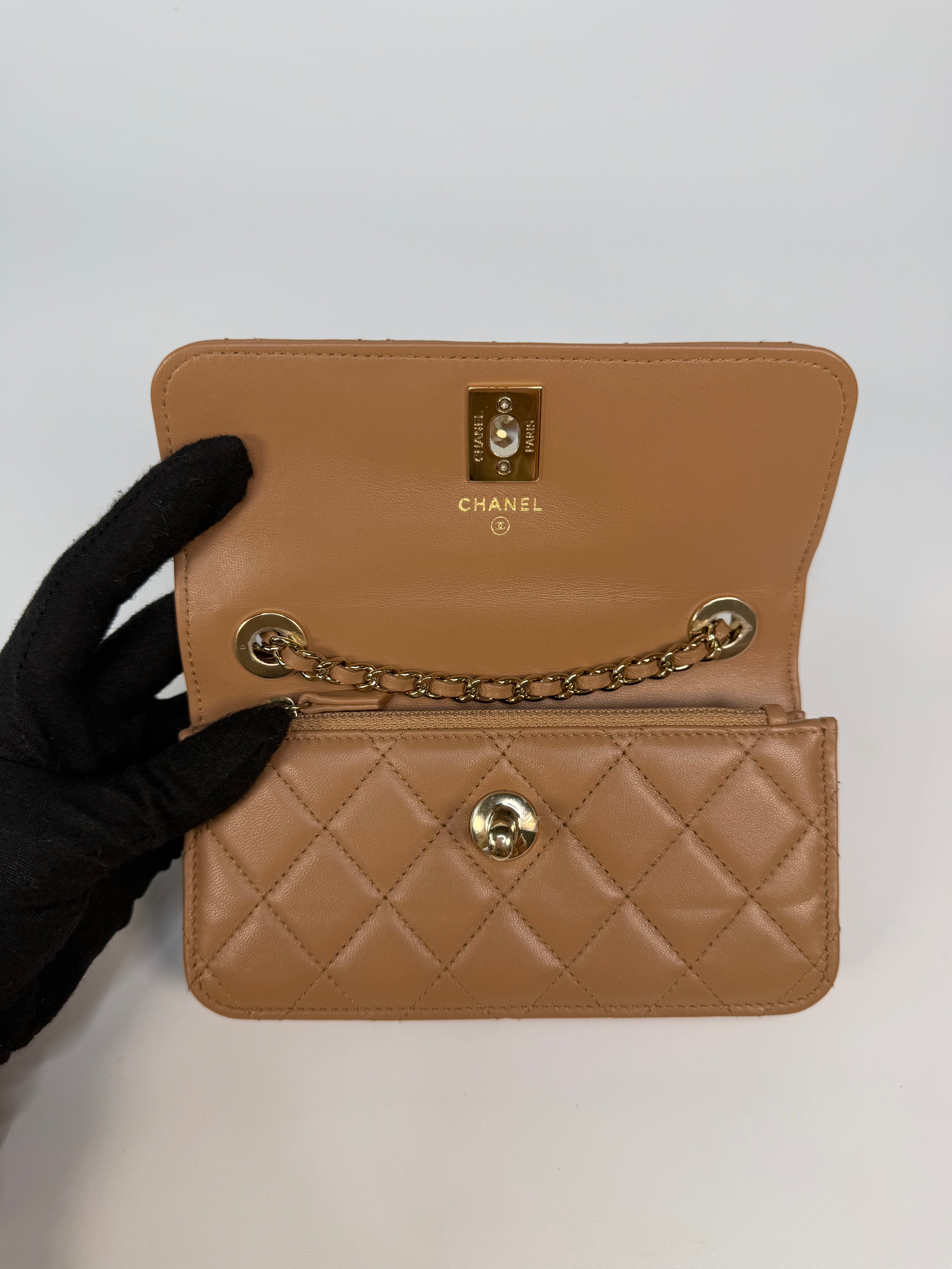 Chanel Trendy Wallet On Chain In Beige Lambskin With Gold Hardware. Authentic and preloved in excellent condition. 100% guarantee