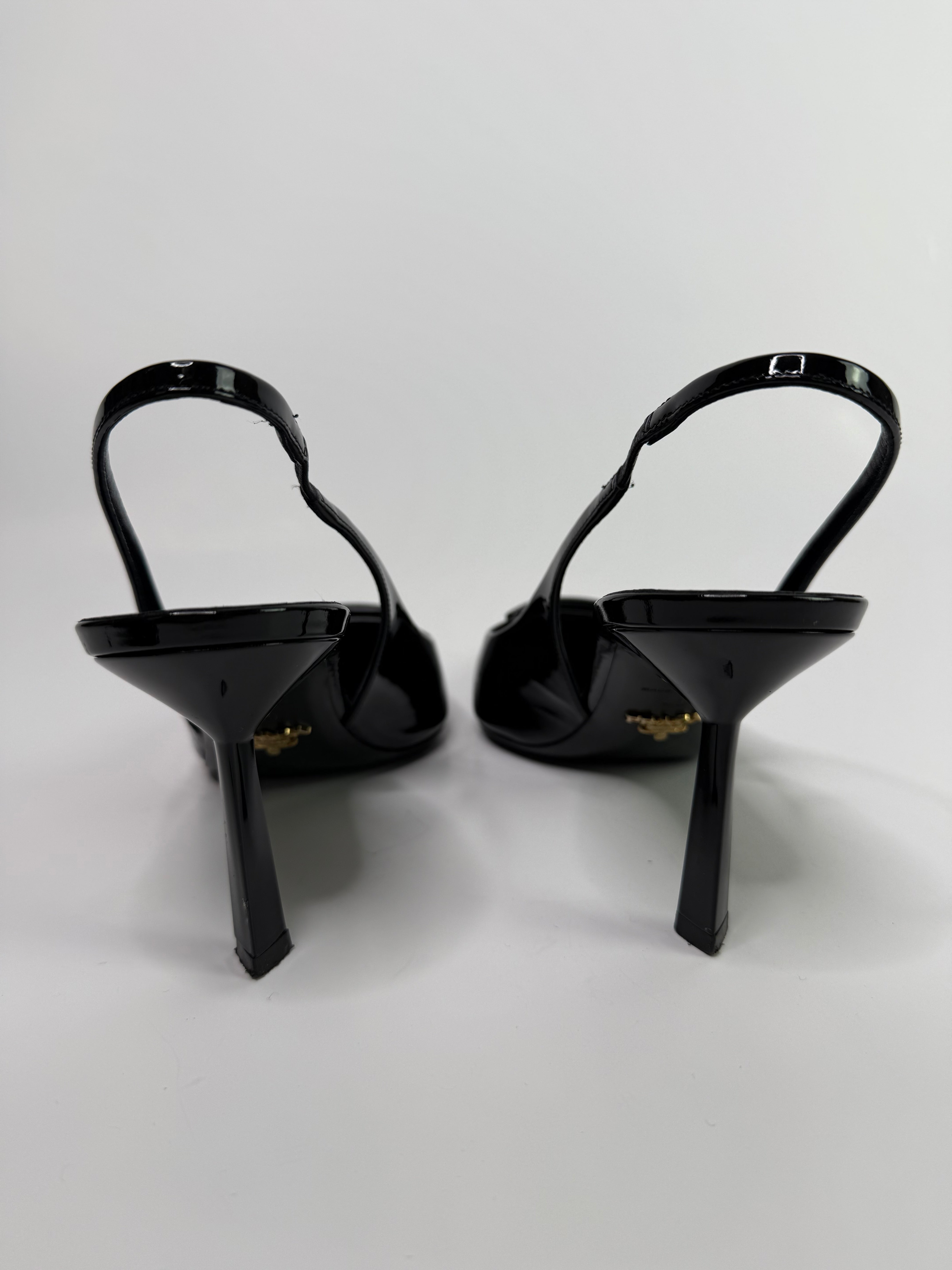 Prada Brushed Leather Slingback Pumps(Size 40/UK7)