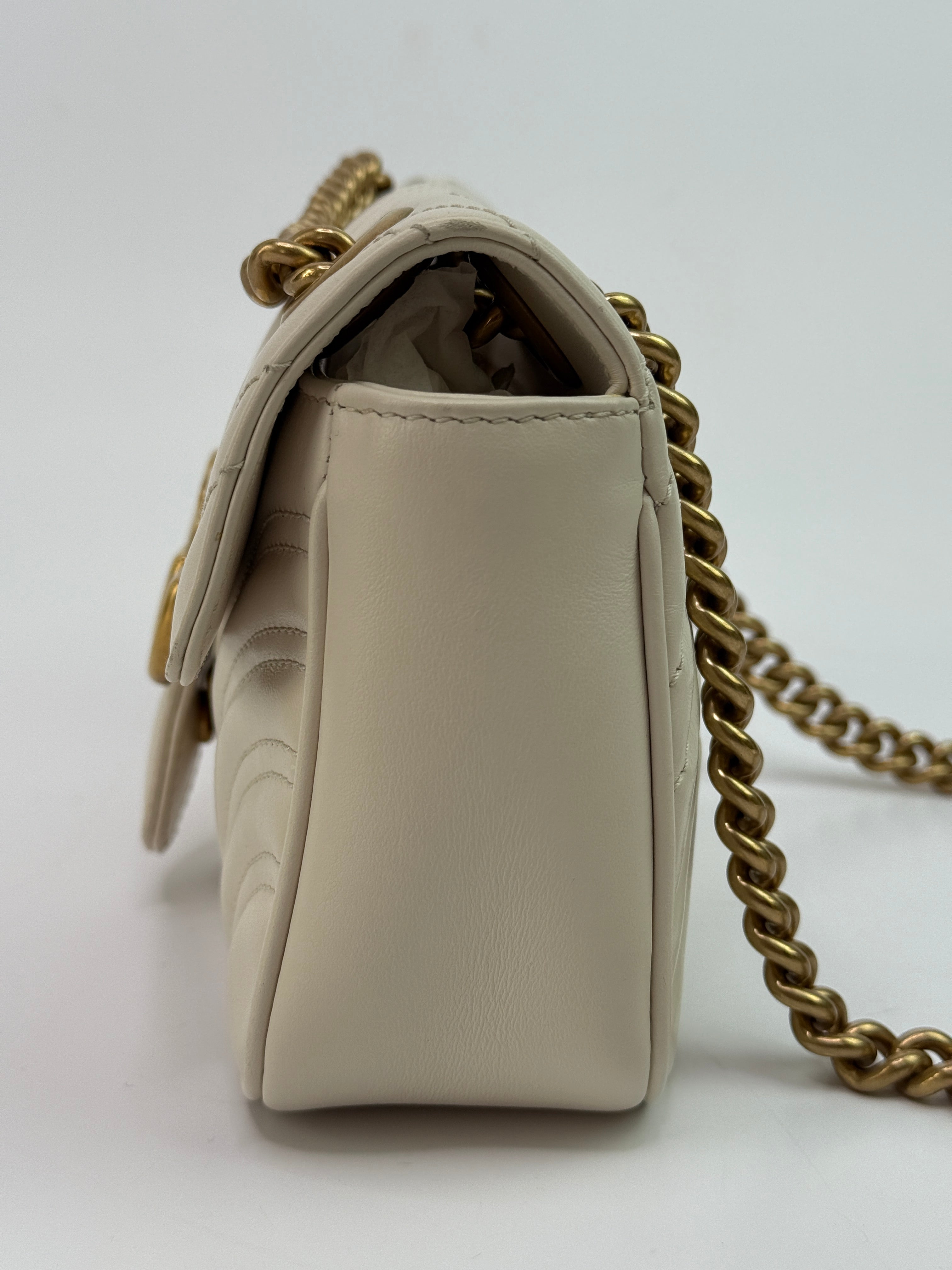 Gucci GG Small Marmont Matelasse Shoulder Bag