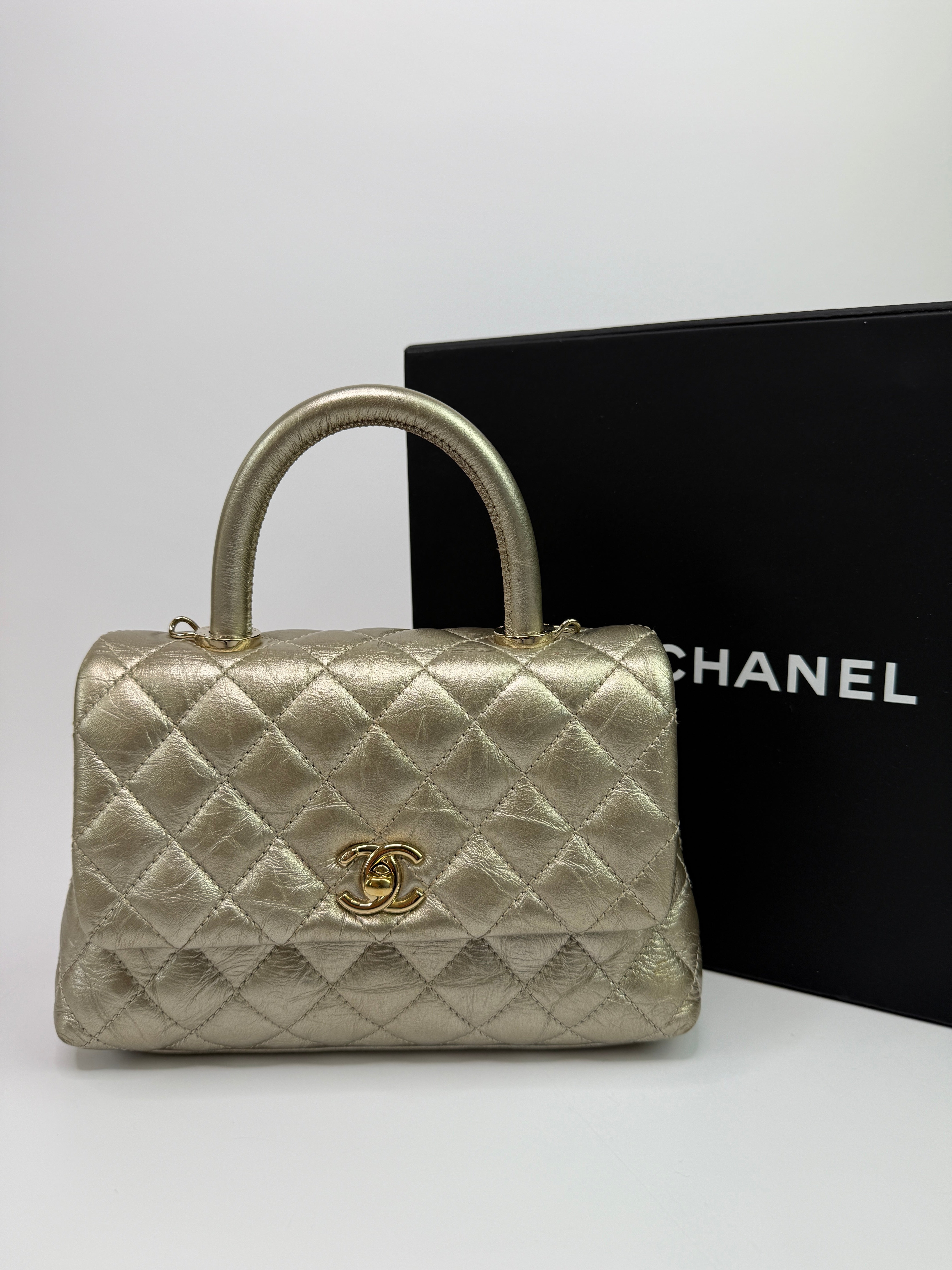 Chanel Small Coco In Gold Crumpled Calfskin With Gold Hardware
Pre Loved & Authentic 