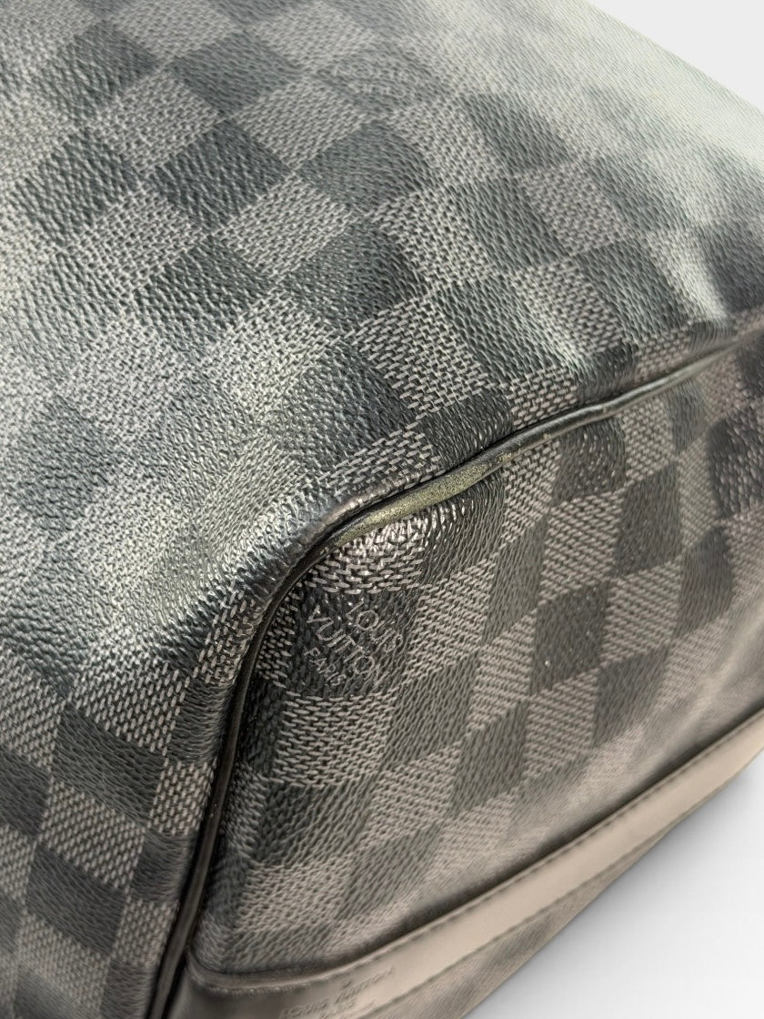 Louis Vuitton Keepall Bandouliere 45 In Damier Graphite Canvas. 100% authentic  and preloved in excellent condition
