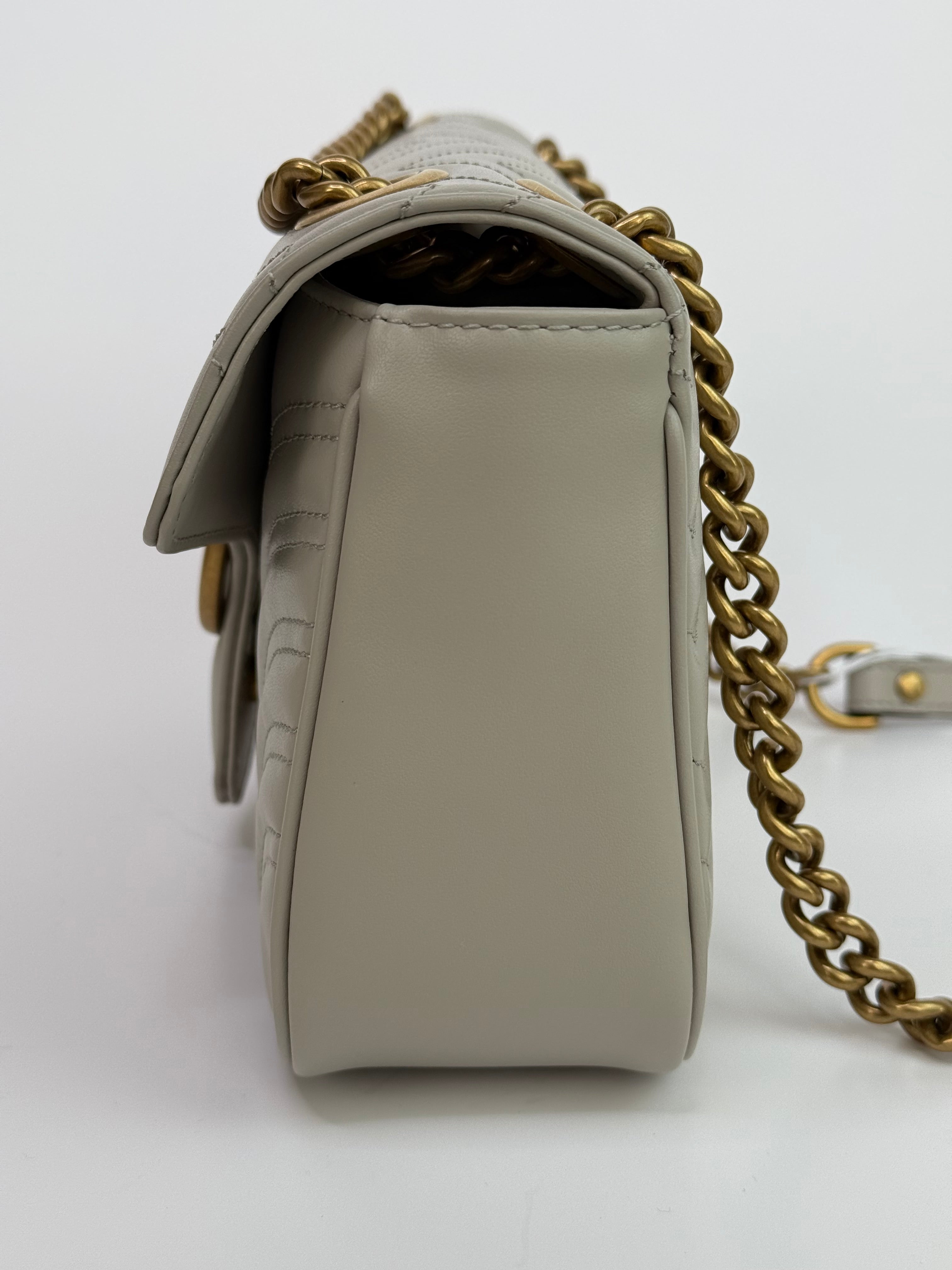 Gucci GG Medium Marmont Matelasse Shoulder Bag
