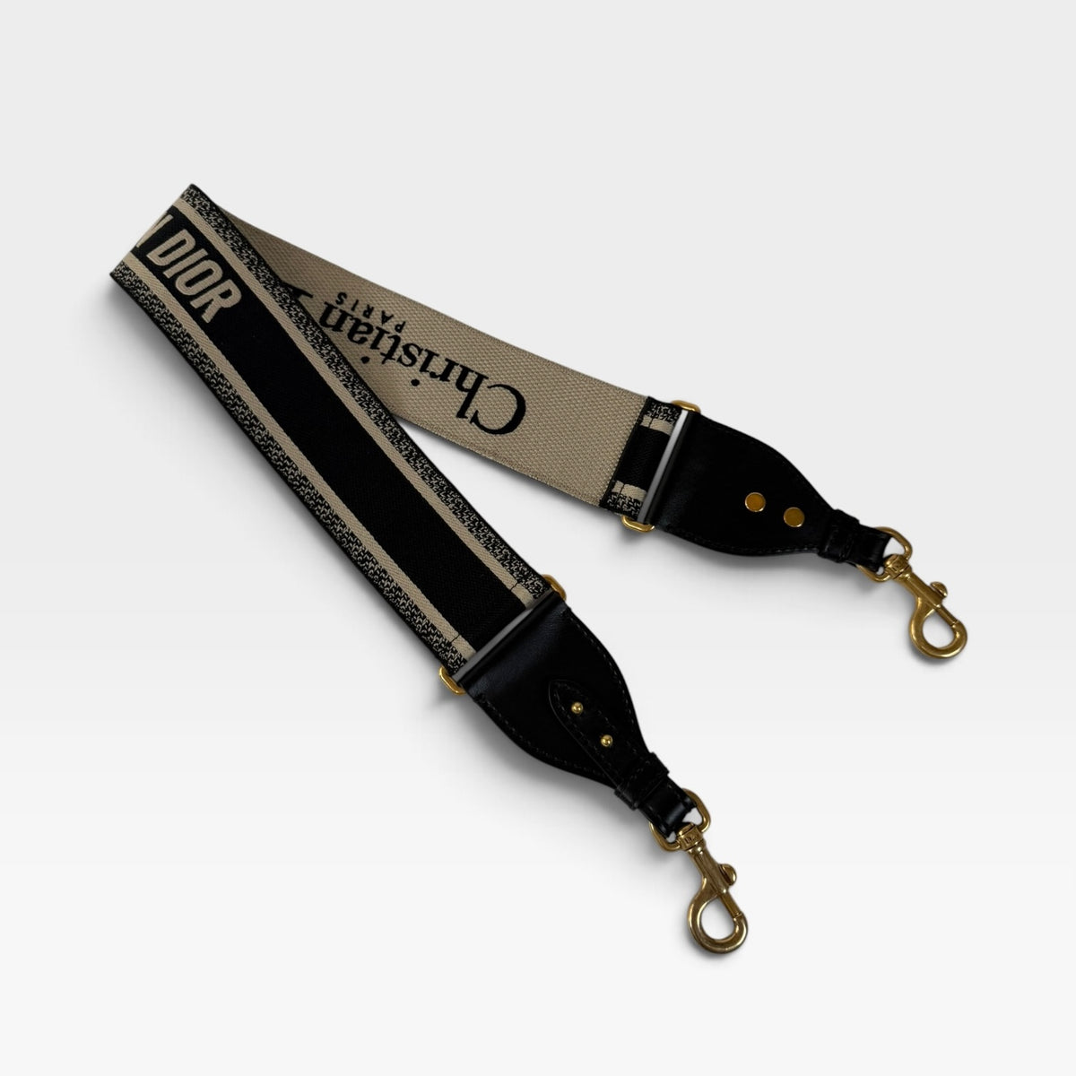 Christian Dior Shoulder Strap 100% authentic and preloved in excellent condition