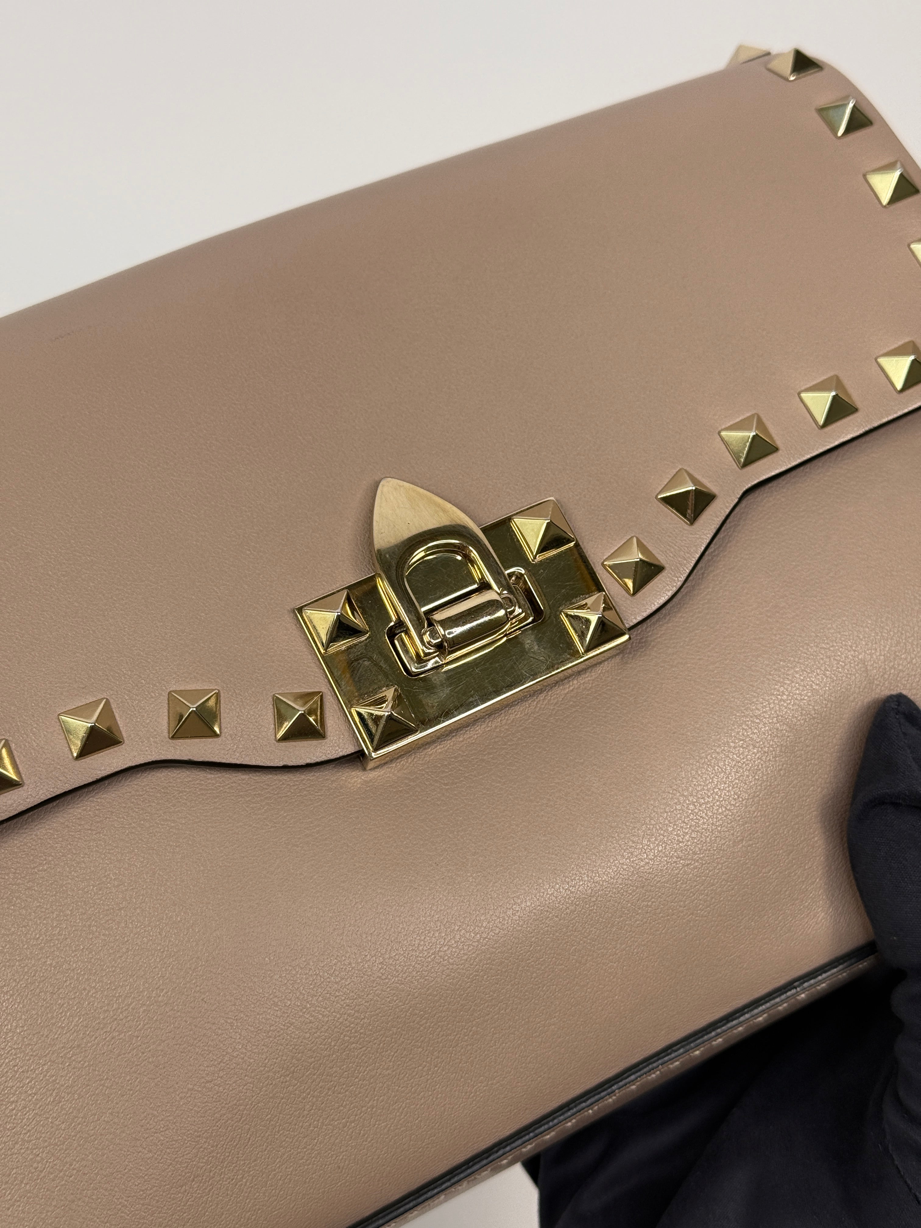 Valentino Garavani Medium Rockstud Flip Lock Crossbody Bag