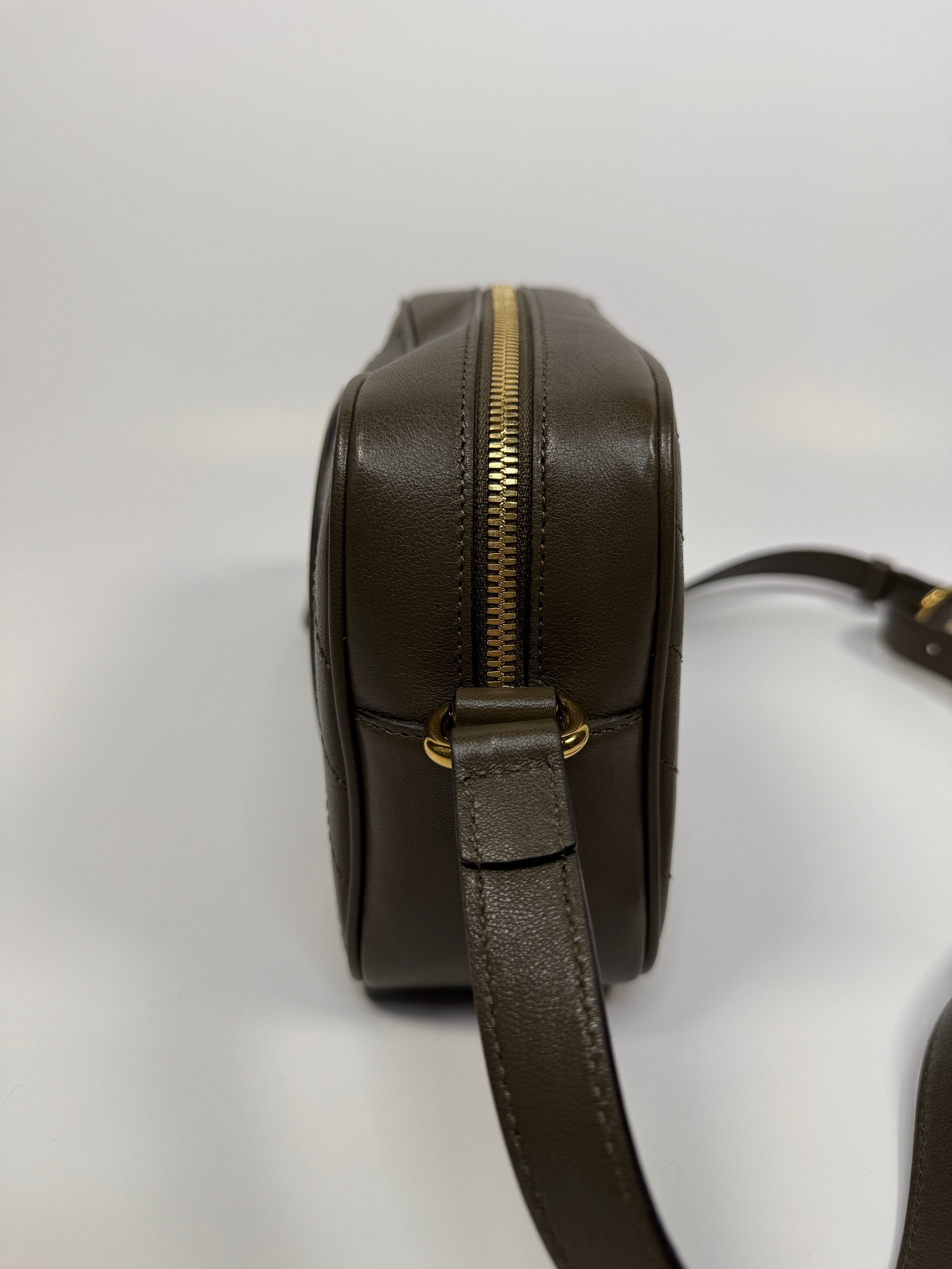 Gucci Soho Disco Crossbody Bag In Khaki  Leather