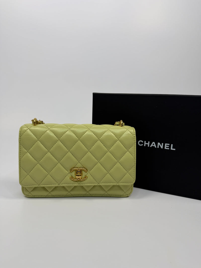 Chanel Wallet On Chain In Green Lambskin With GHW