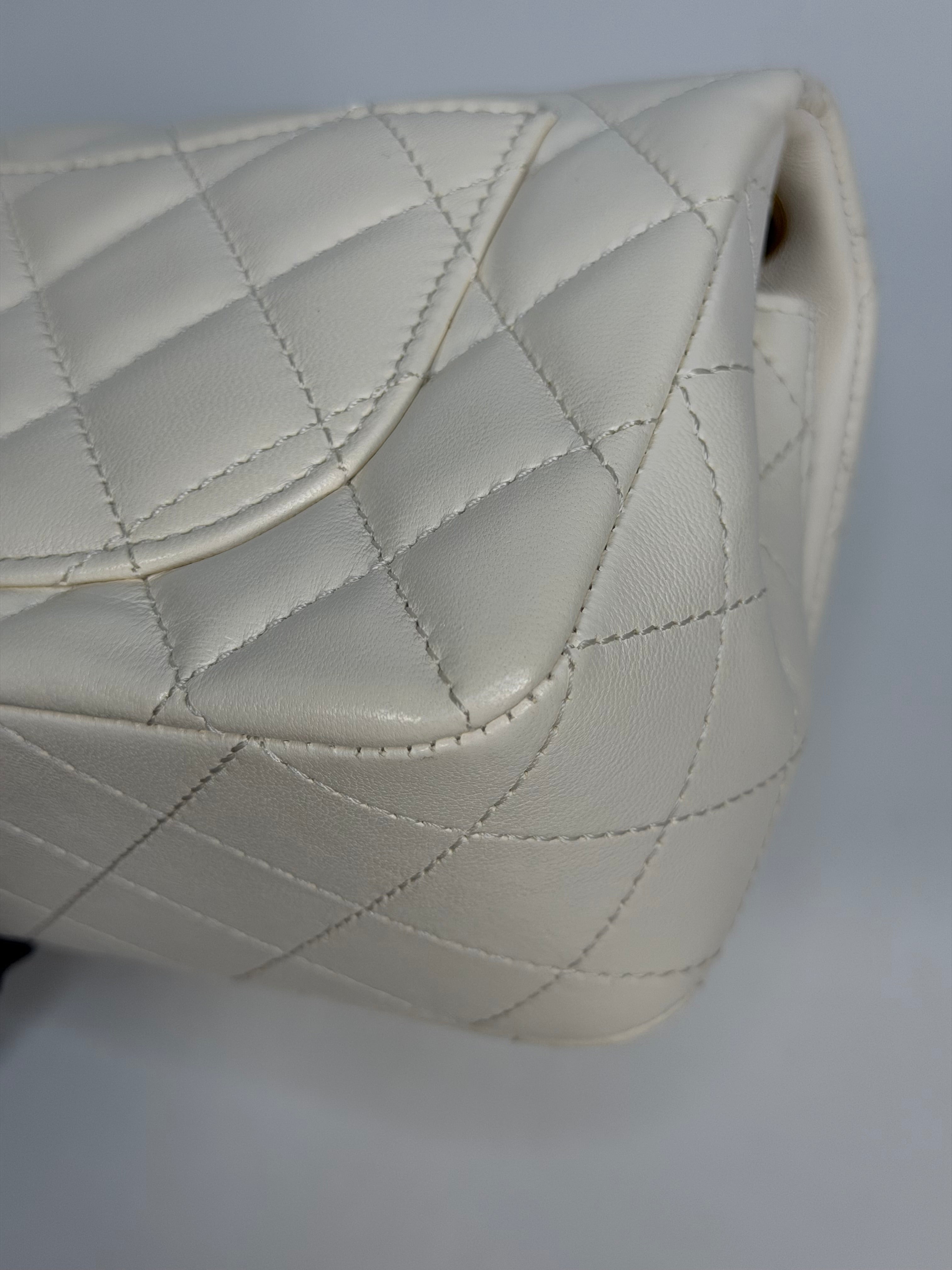 Chanel Pearl Crush Mini Rectangle In White Lambskin Leather Gold Hardware. Authentic and preloved in excellent condition with 100% authenticity guarantee.