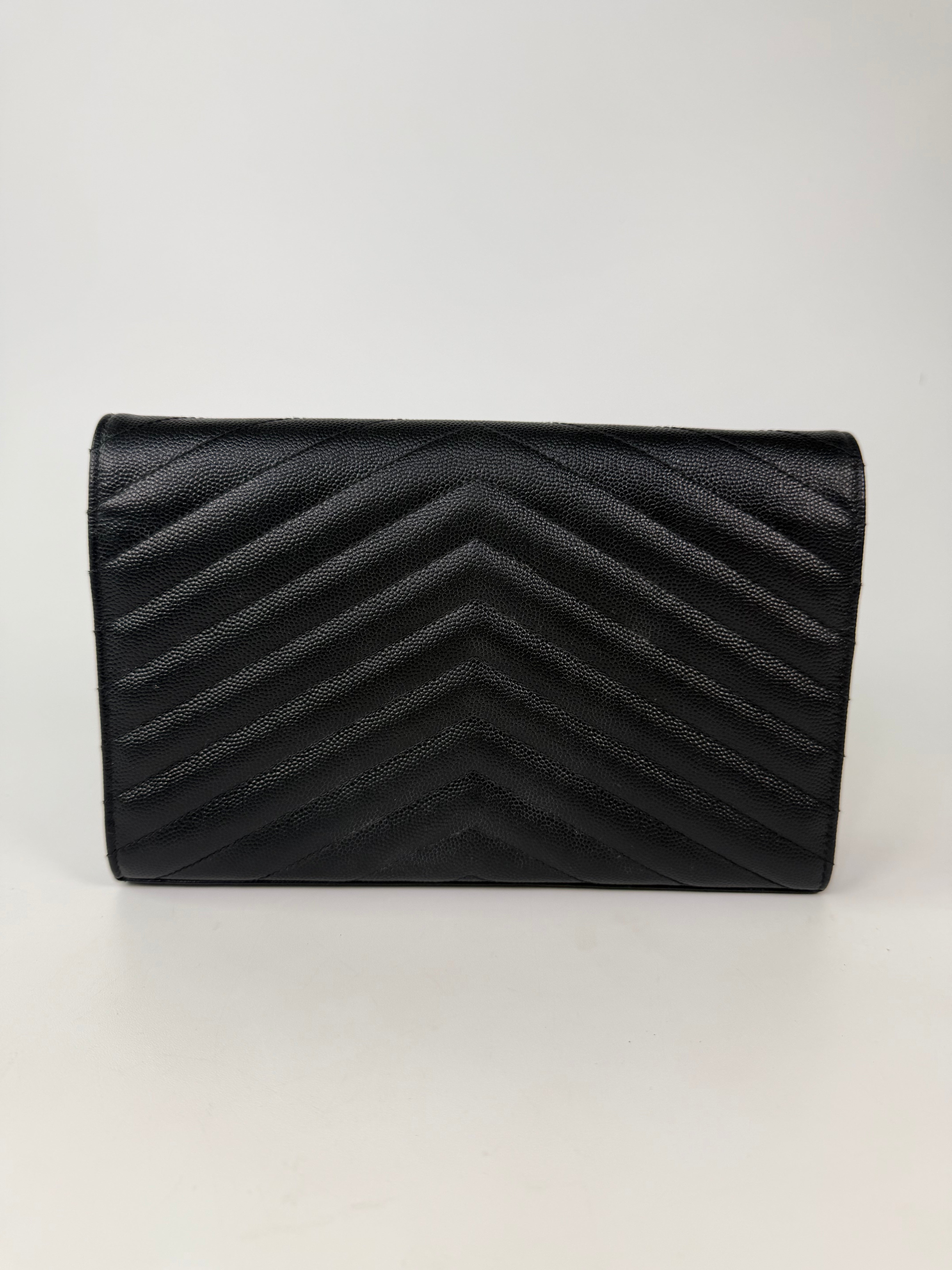 Saint Laurent Cassandre Chain Wallet In Black With Silver Hardware in good condition 100% authentic and preloved