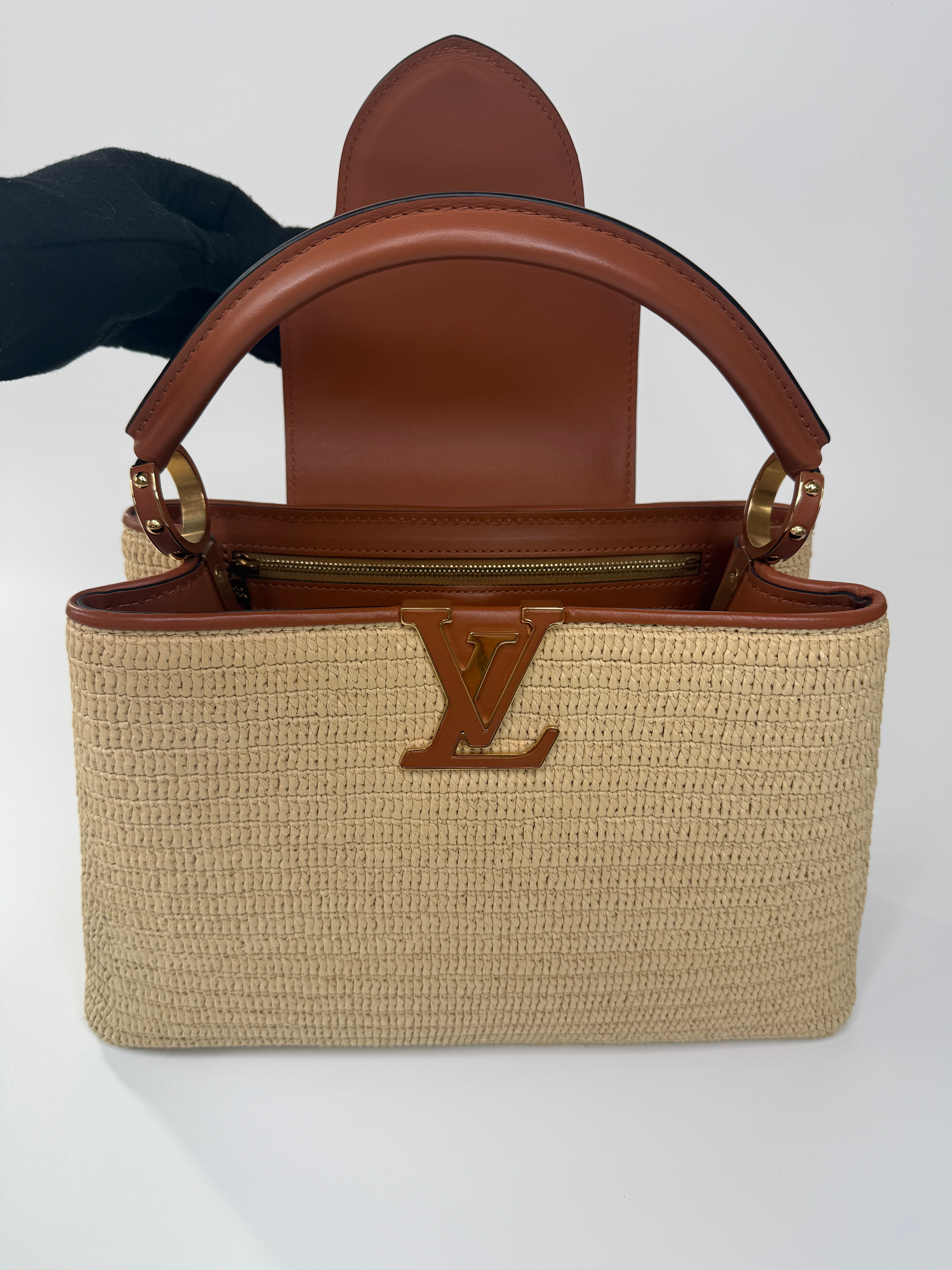 Louis Vuitton Capucines MM Bag In Raffia. Excellent Preloved condition. 100% Authenticity guarantee. 