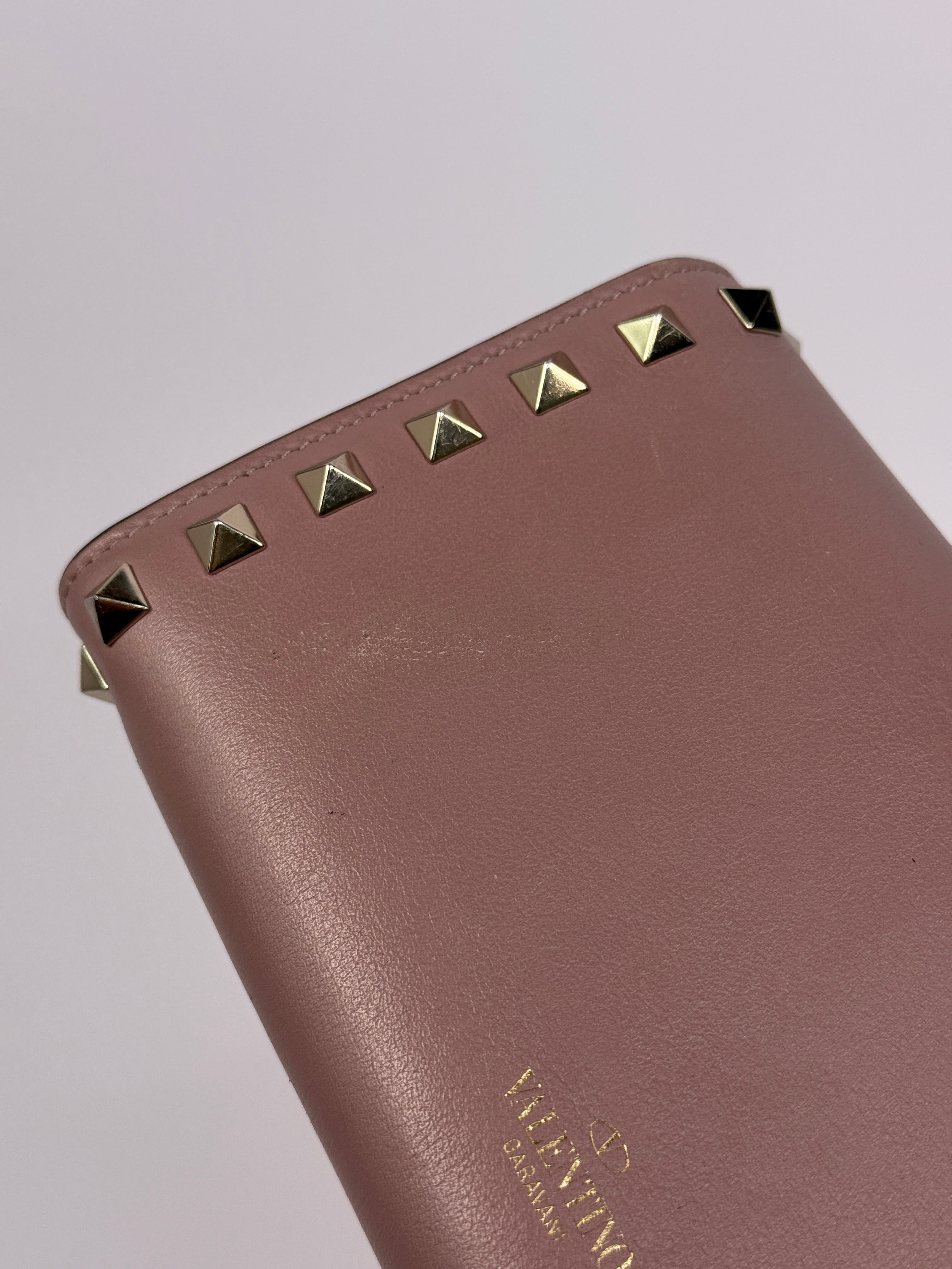 Valentino Garavani Poudre Rockstud Long Wallet
