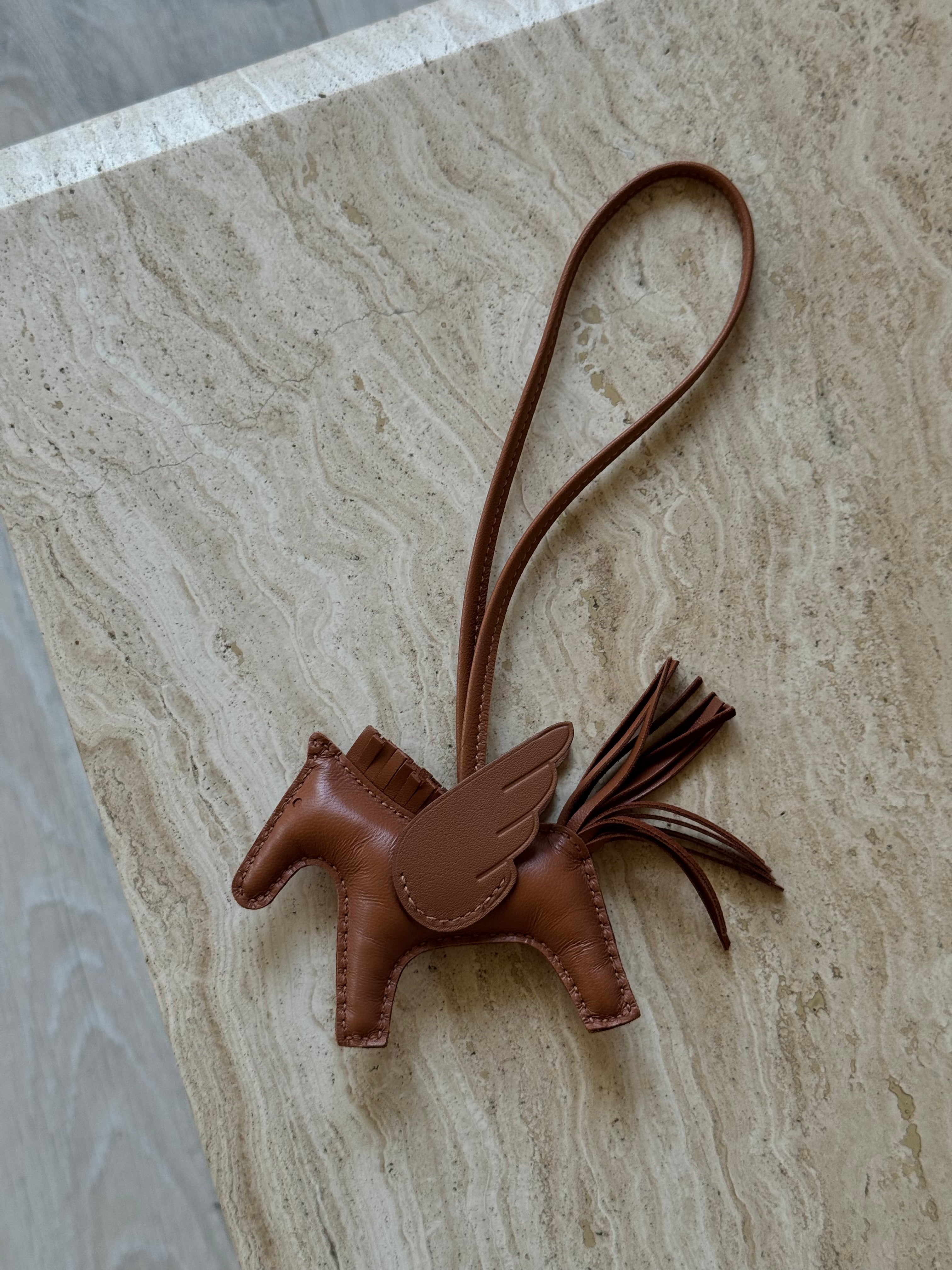 Hermès Rodeo PM Charm In Gold