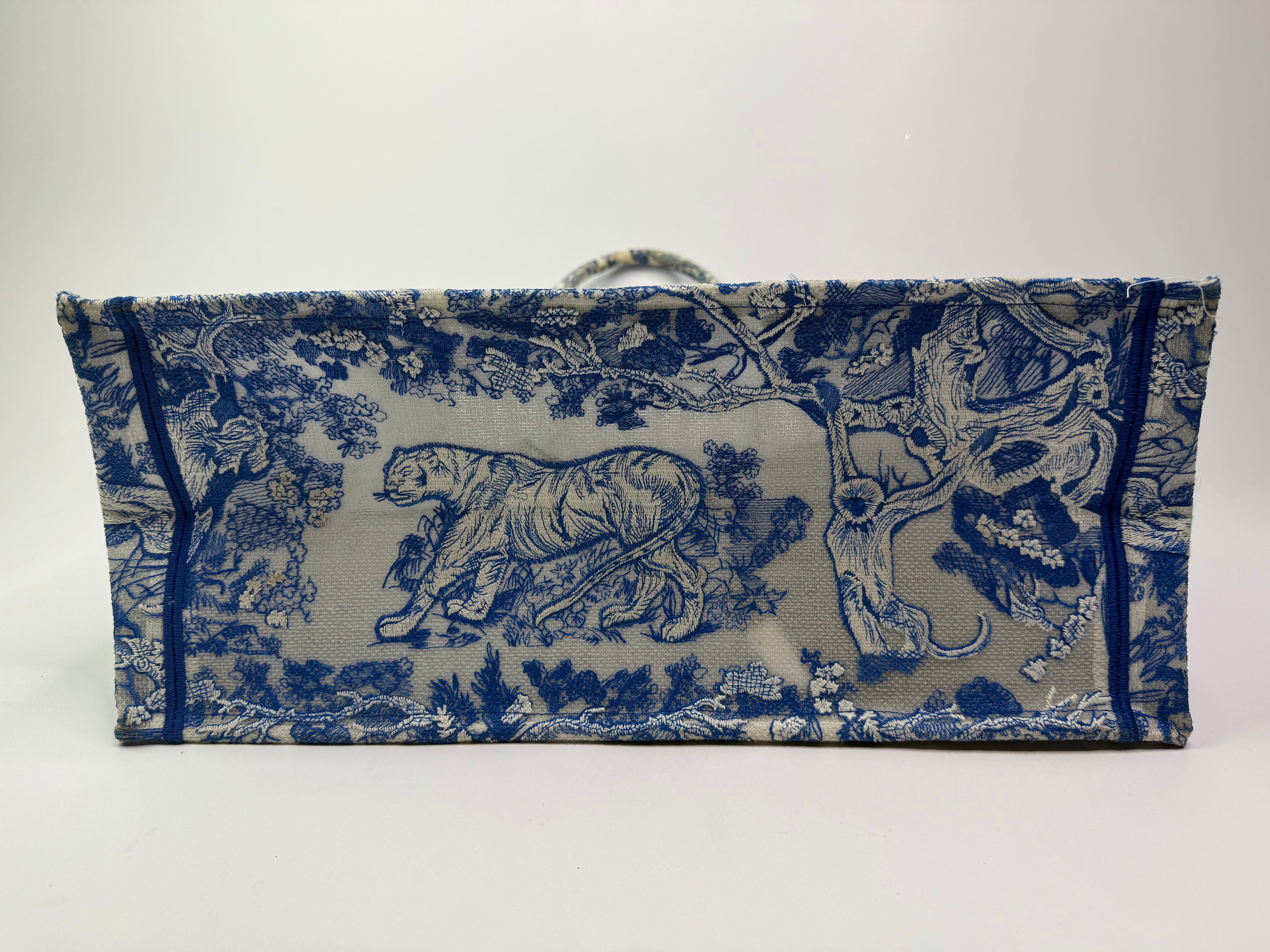 Christian Dior Large Book Tote
Pre Loved & Authentic 