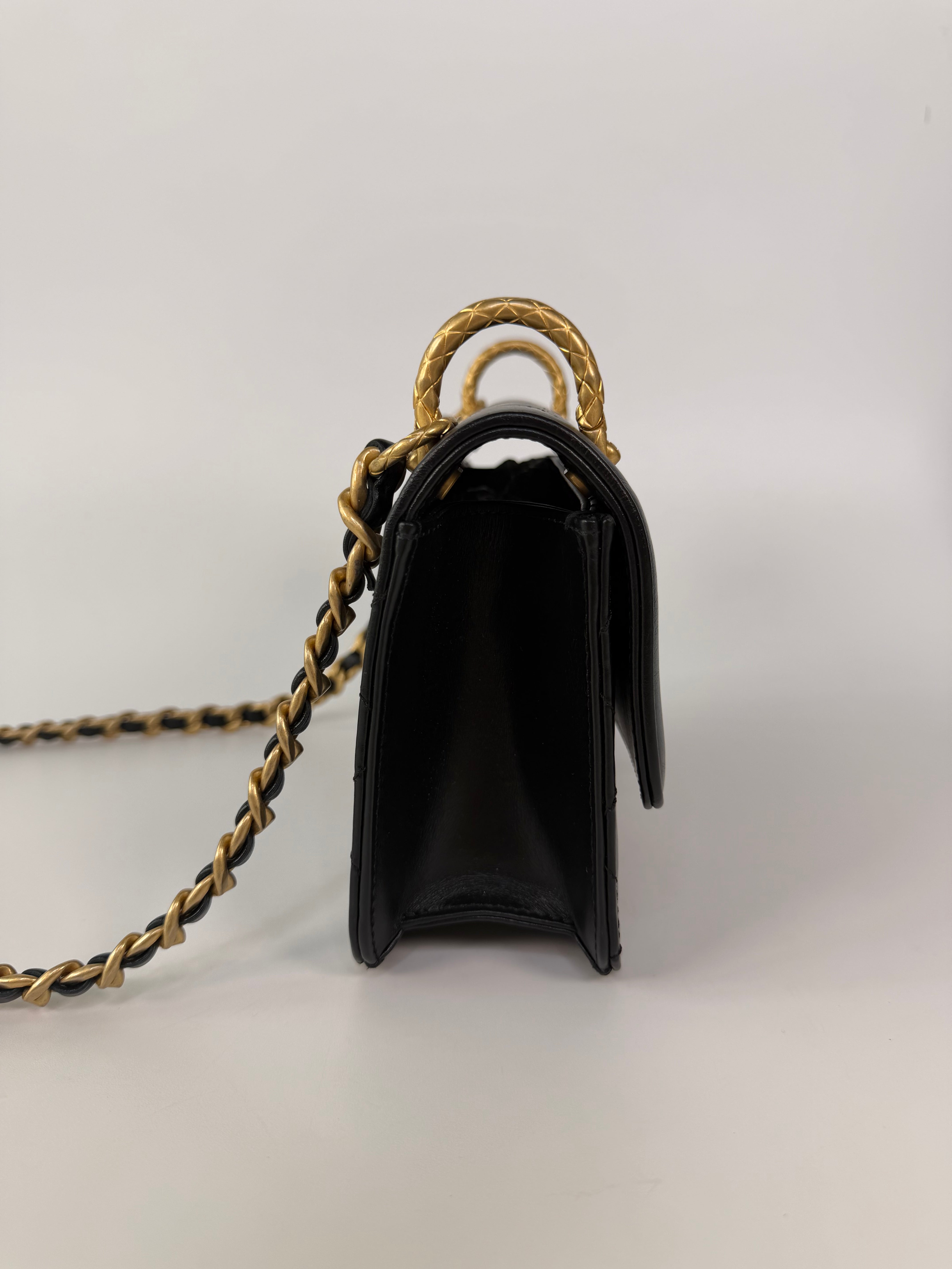 Chanel Mini Perfect Fit Flap In Black Lambskin With Antique Gold Hardware 100% authentic and preloved in excellent condition