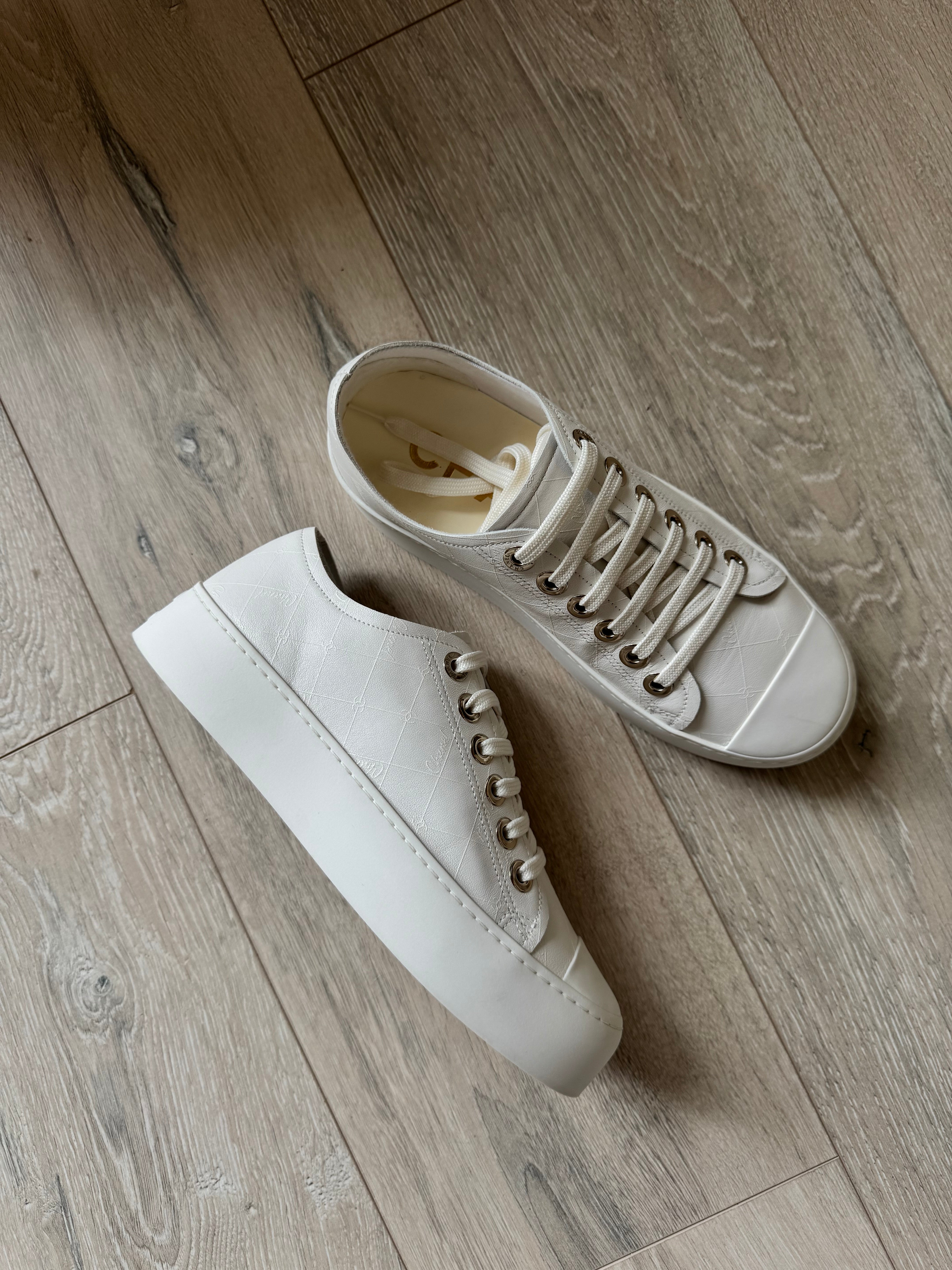 Chanel CC Logo Sneakers (Size 36/UK3)