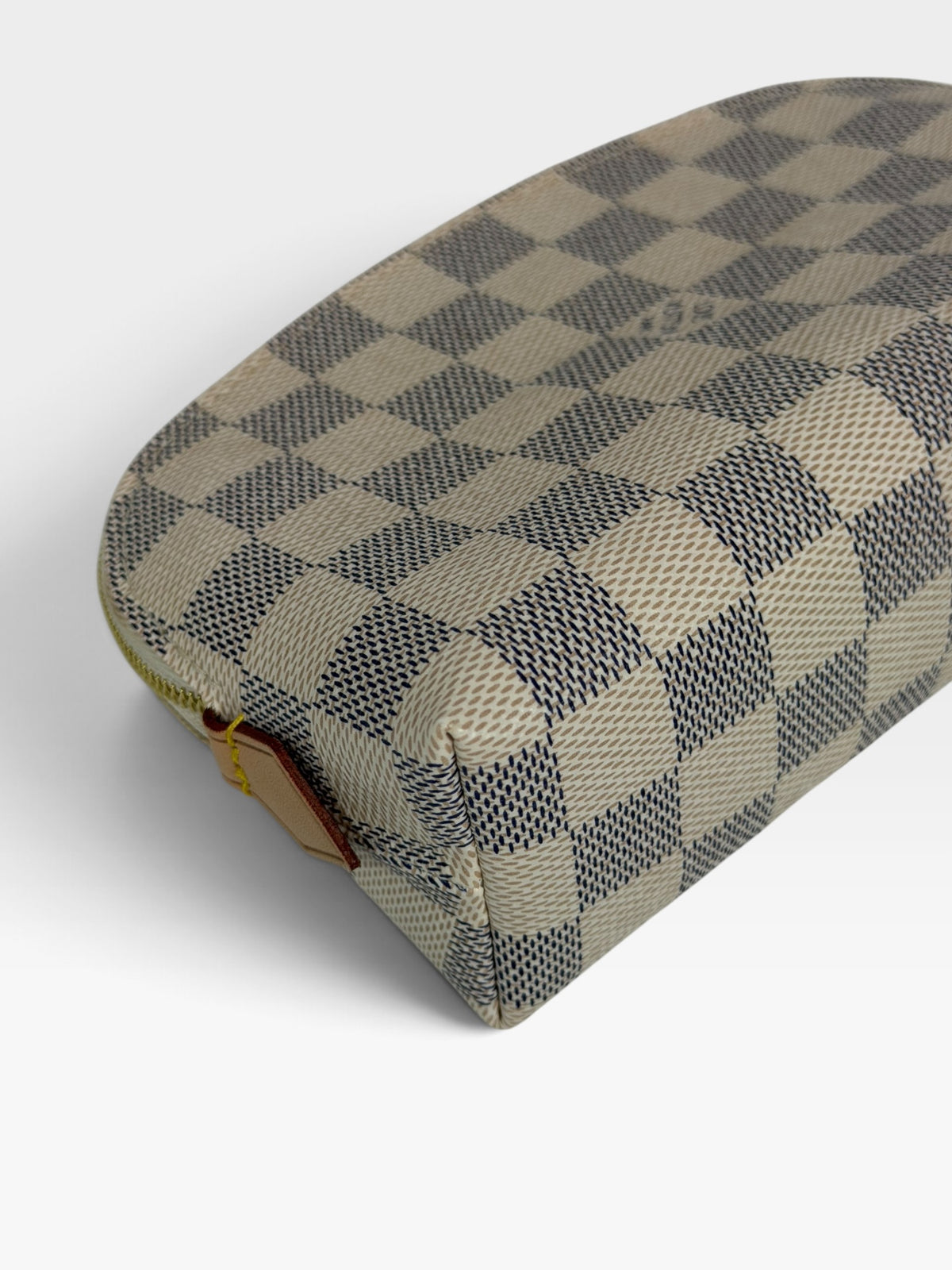 Louis Vuitton Pochette Cosmetique In Damier Azur Canvas With Gold Hardware. 100% authentic and preloved in excellent condition