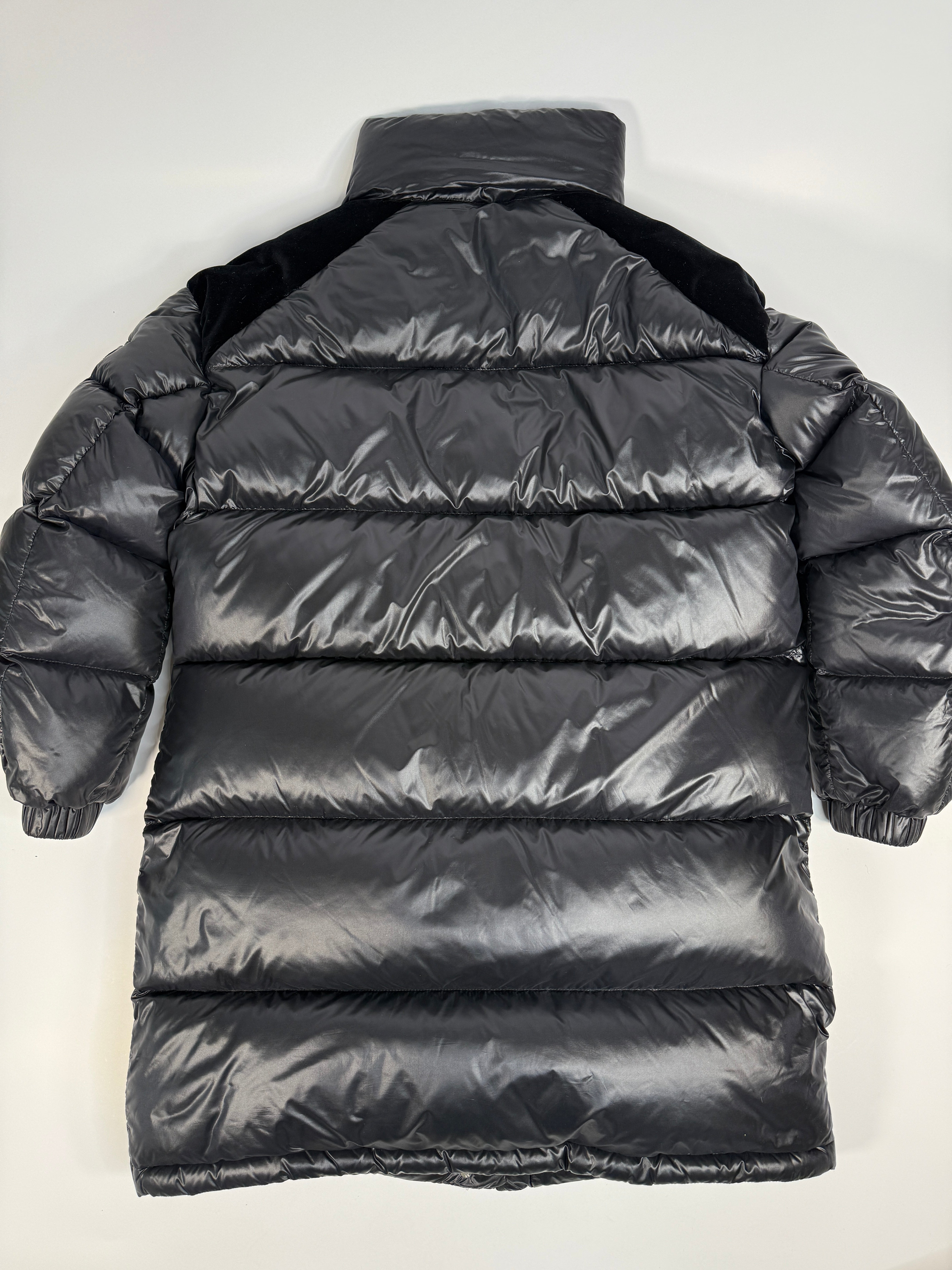 Moncler Nyon Long Down Jacket (TG1/UK10)