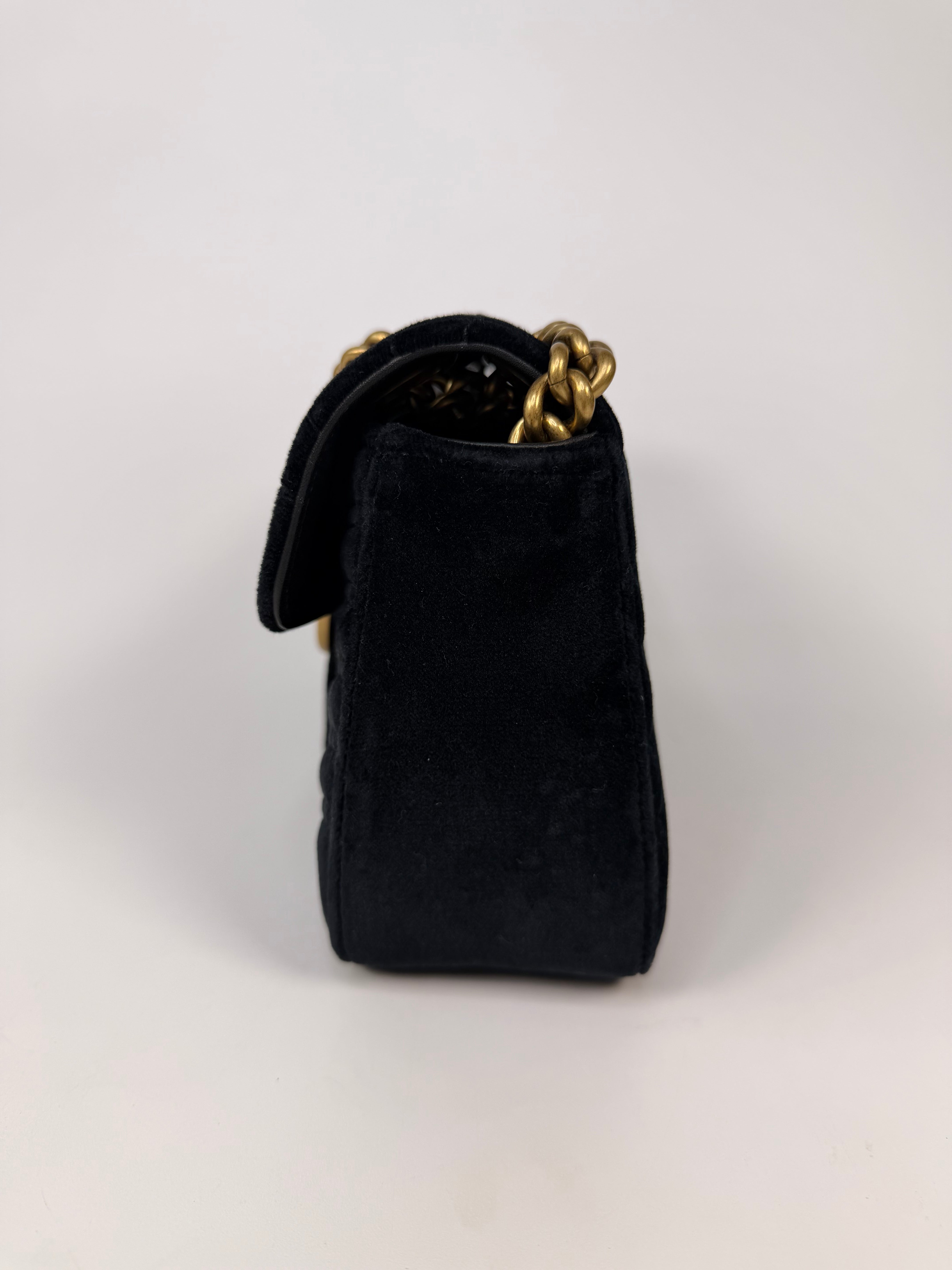 Authentic pre-loved Gucci Marmont In Black velvet With Gold Hardware new/unused condition, verified by Luxe Cheshire. Trusted designer resale.