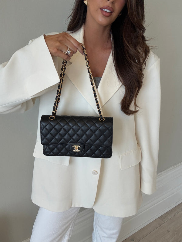 Chanel Medium Classic Double Flap Black Caviar With GHW