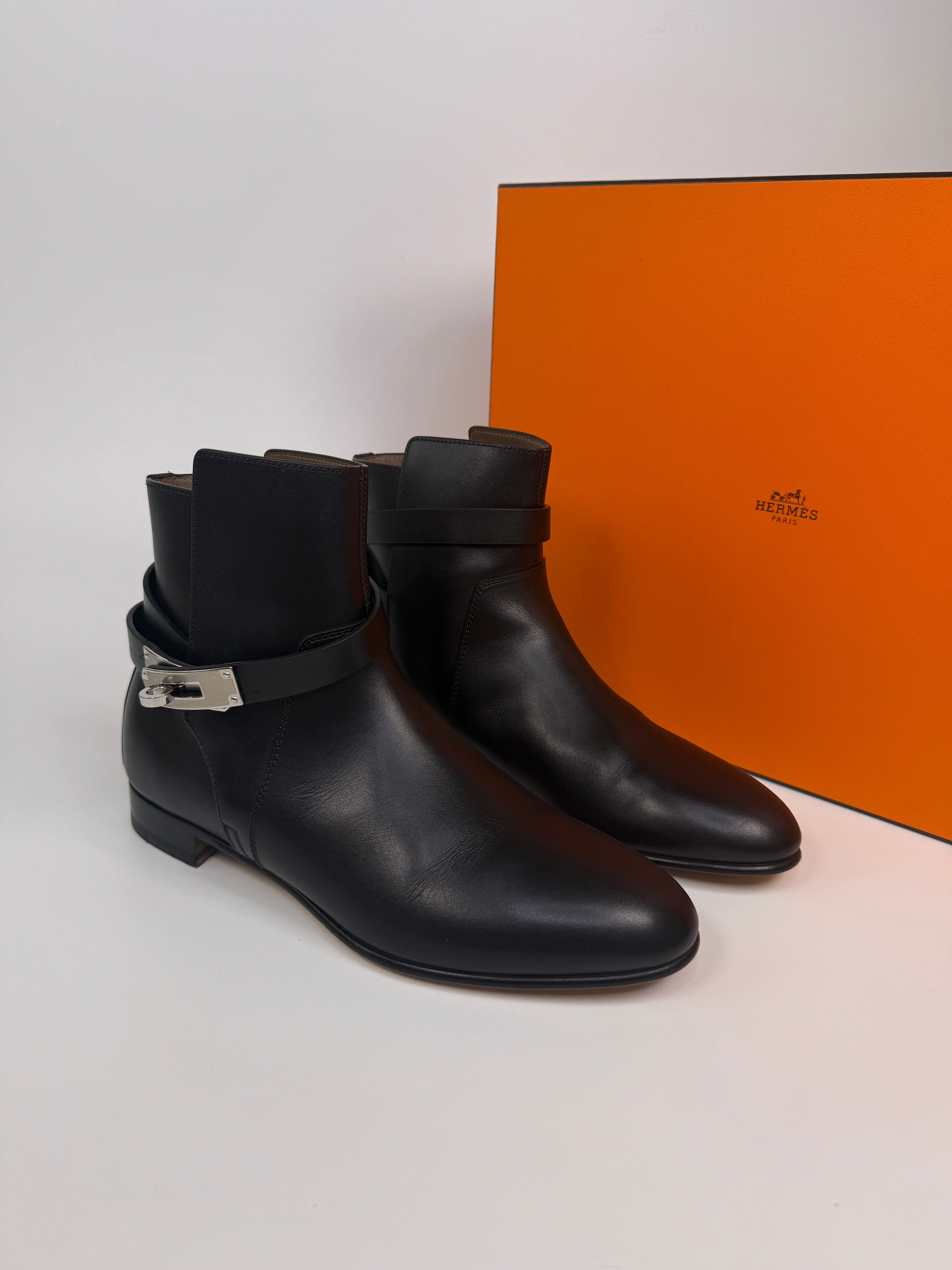 Hermès Neo Ankle Boots (EU38/ UK5)