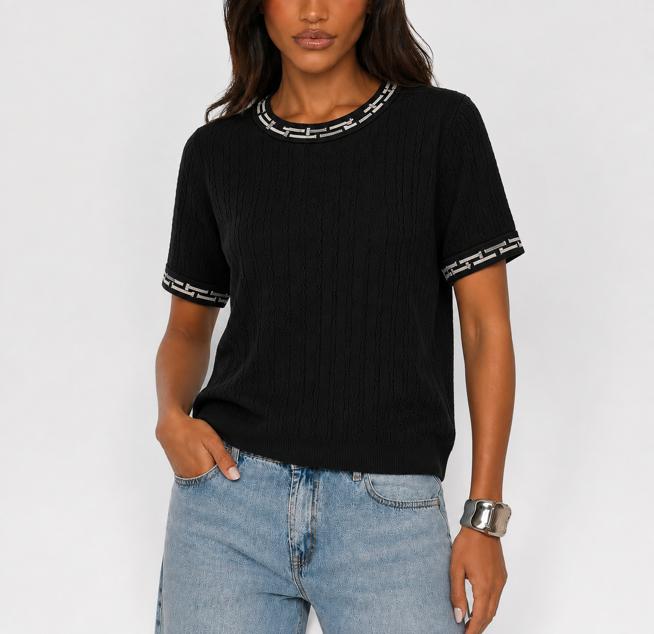 Hermès "Do Re Boucles" Short-Sleeve Sweater (Size 34/ UK6). Authentic and preloved in excellent condition. 100% guarantee. Insured next day delivery