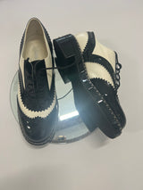 Chanel Brogues ( 39 /UK 6 )
