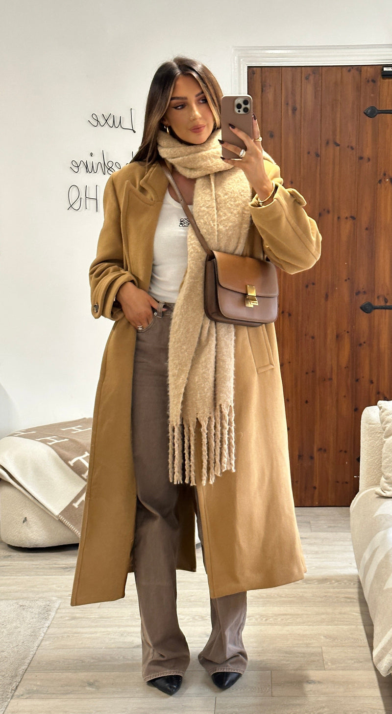 Celine Classic Box Bag In Smooth Tan Leather