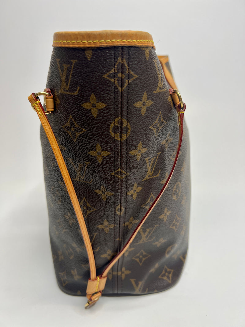 Louis Vuitton Neverfull MM Bag