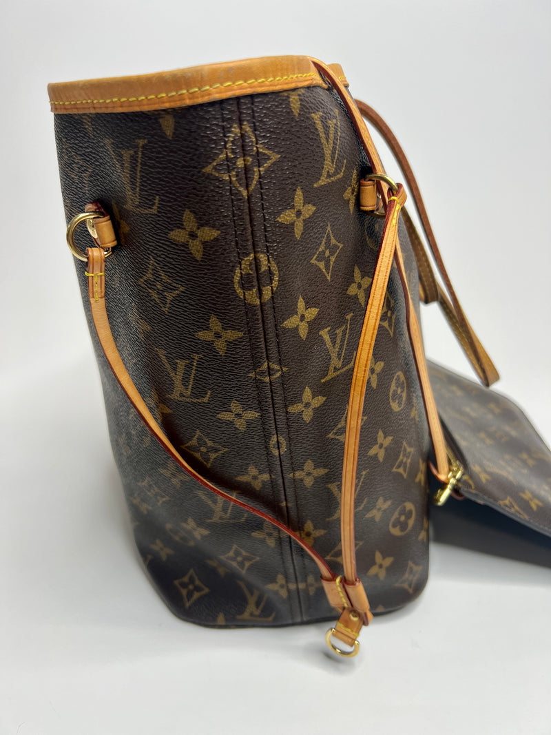 Louis Vuitton Neverfull MM Bag