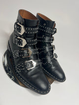 Givenchy Elegant Studded Ankle Boots (Size 39/UK6)