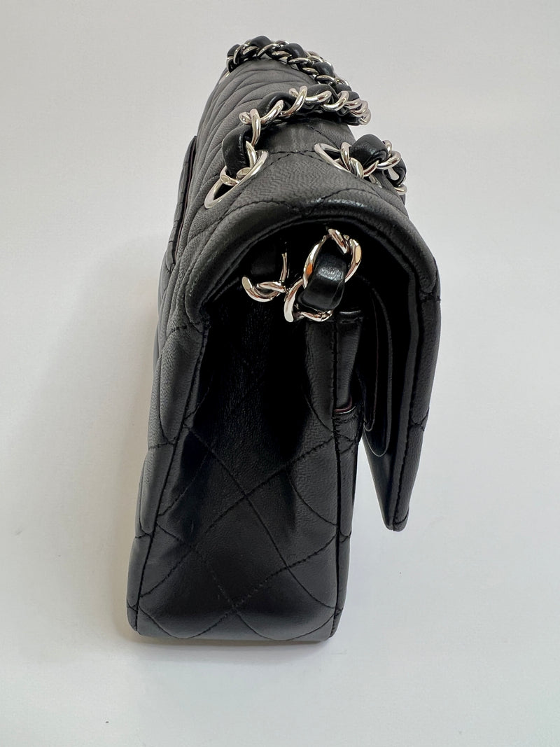 Chanel Black Lambskin Leather Medium Classic Double Flap