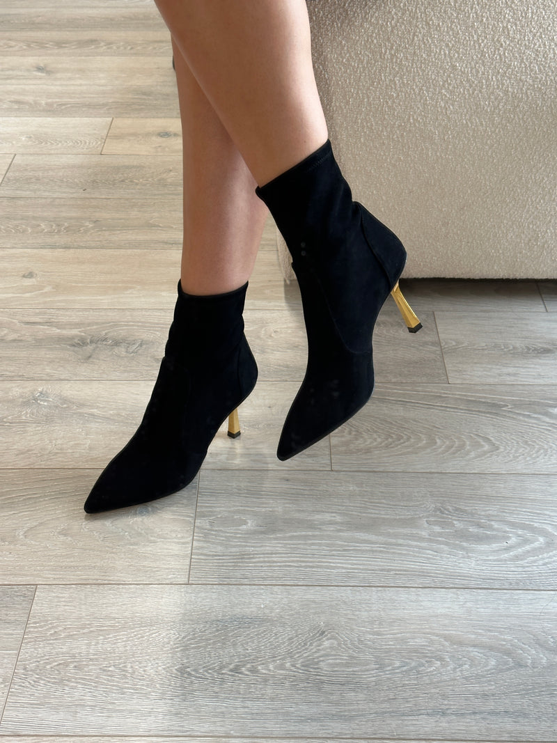 Stuart Weitzman Max 85 Booties (Size 40/UK 7)