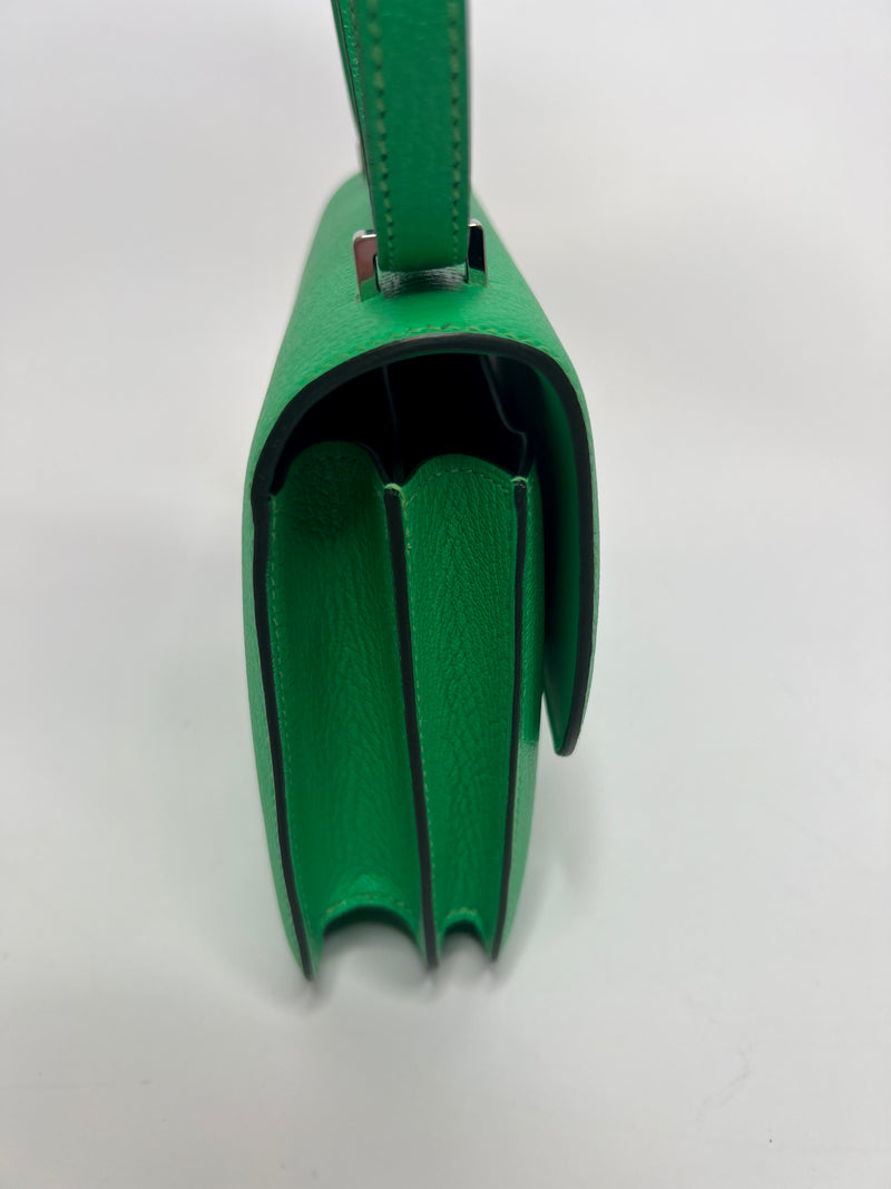 Hermès Constance 18 In Vert Comics Chèvre Mysore Leather