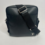 Louis Vuitton Messenger Bag