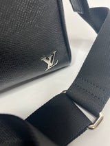 Louis Vuitton Messenger Bag