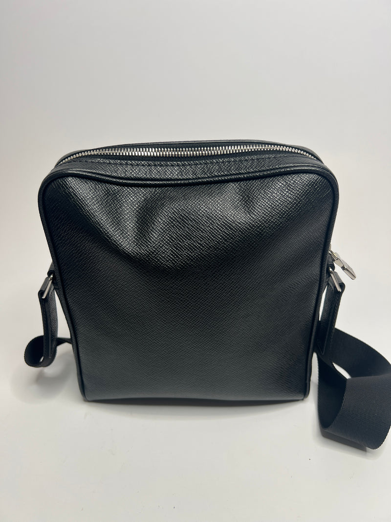 Louis Vuitton Messenger Bag