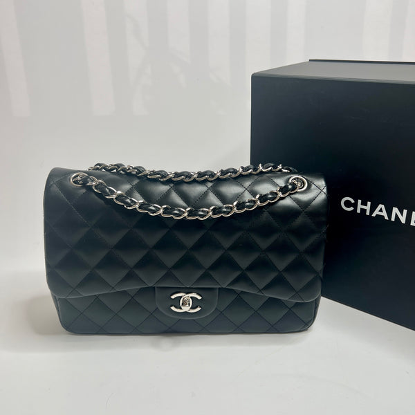 Chanel Black Jumbo Classic Double Flap In Lambskin Leather