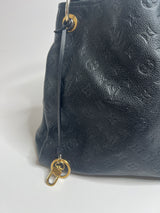 Louis Vuitton Monogram Artsy MM Shoulder Bag