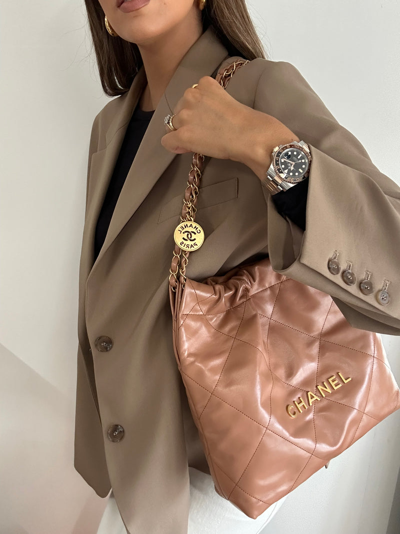 Chanel Small 22 Shoulder Bag In Caramel