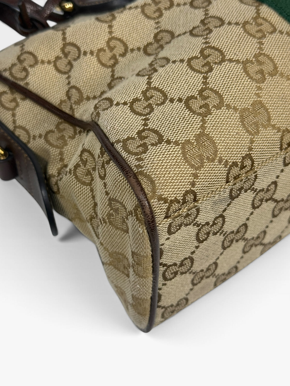 Gucci Horsebit Shoulder Bag In Beige Canvas With Gold Hardware. 100% authentic and pre loved in excellent condition. 