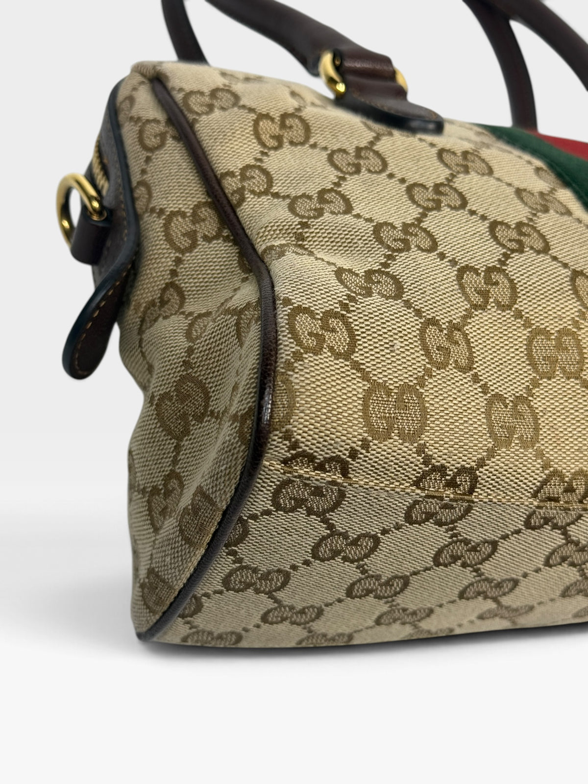 Gucci Horsebit Shoulder Bag In Beige Canvas With Gold Hardware. 100% authentic and pre loved in excellent condition. 