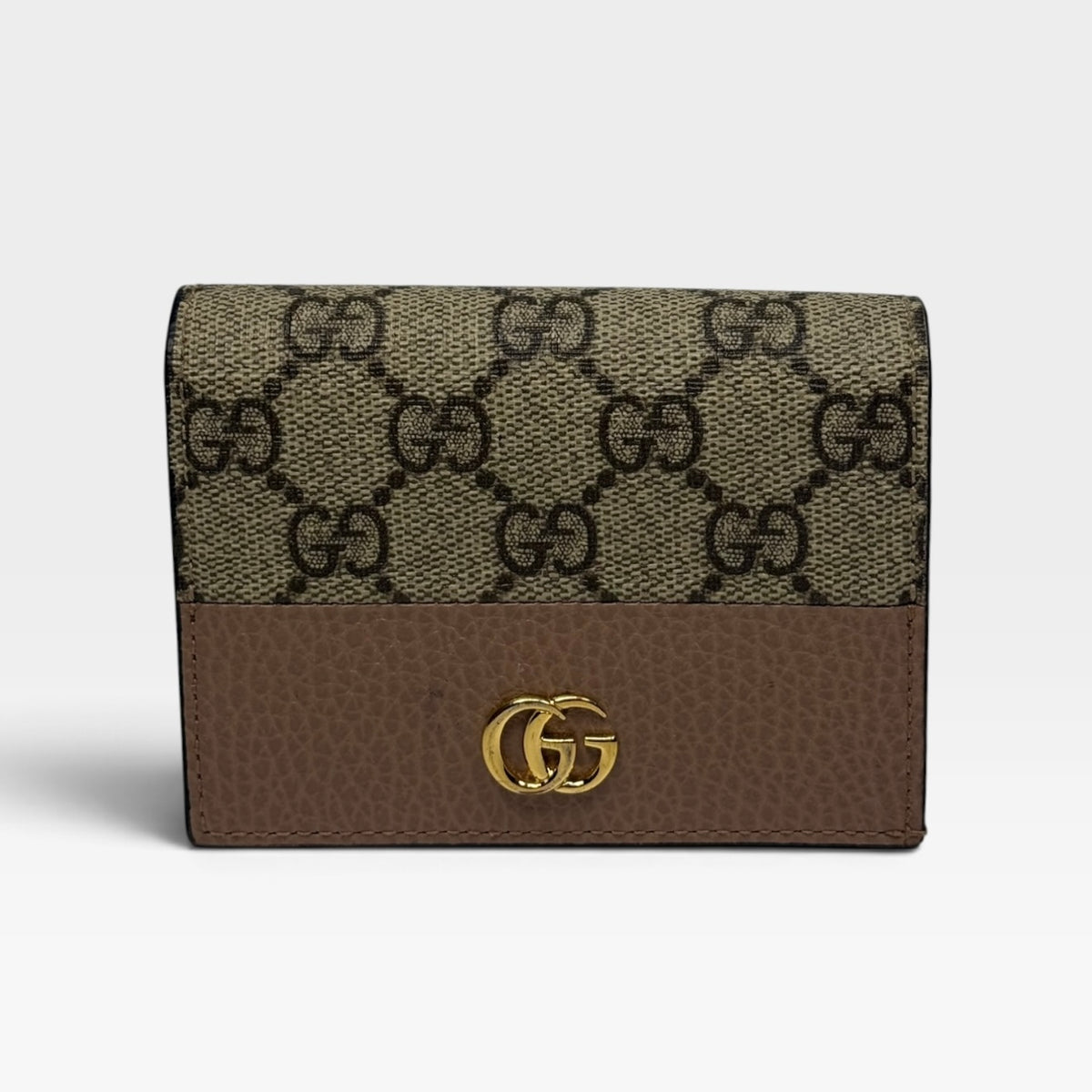 Gucci Bi-Colour GG Marmont Small Wallet. 100% authentic and pre loved in excellent condition. 
