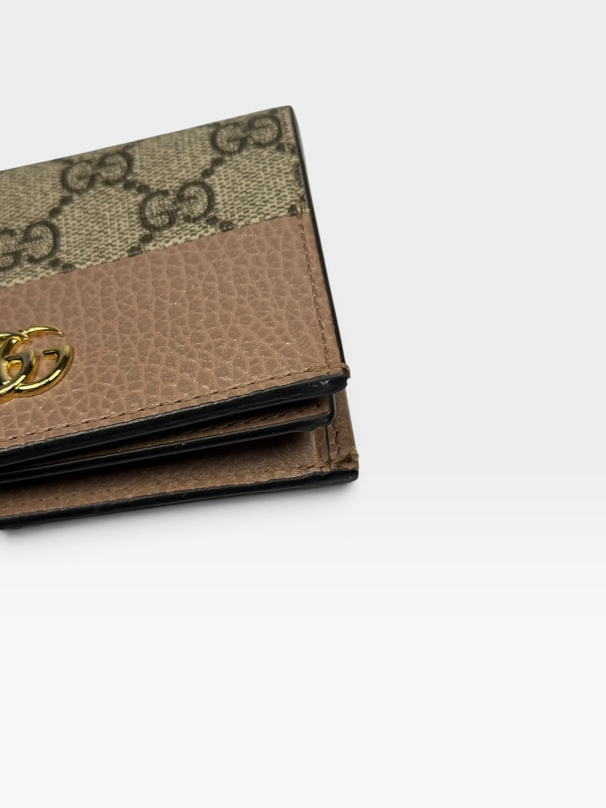 Gucci Bi-Colour GG Marmont Small Wallet. 100% authentic and pre loved in excellent condition. 