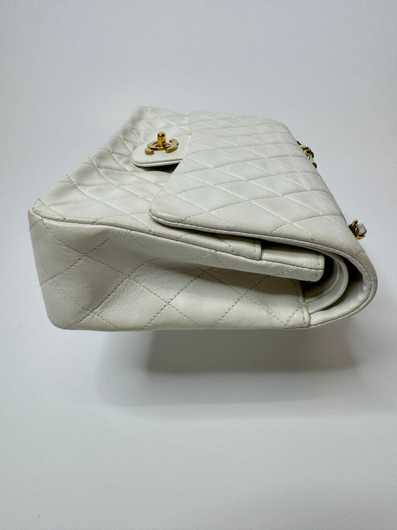 Chanel Vintage Classic Flap In White Lambskin