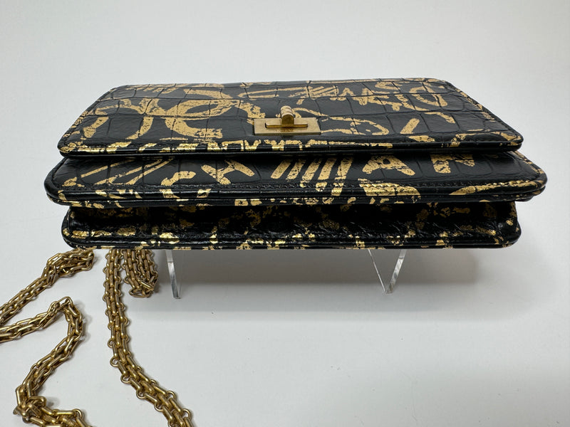 Chanel Calfskin 2.55 Graffiti Reissue Wallet On Chain