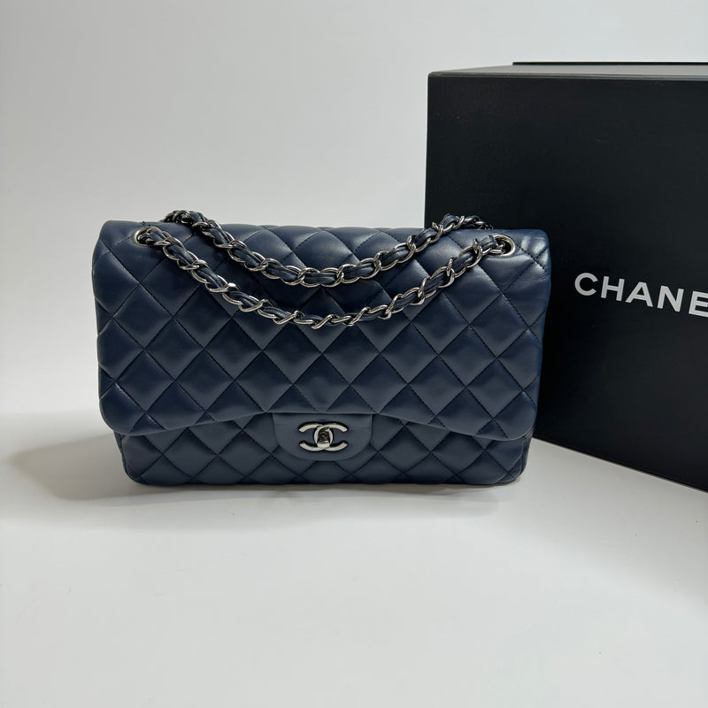Chanel Navy Lambskin Leather Jumbo Classic Double Flap