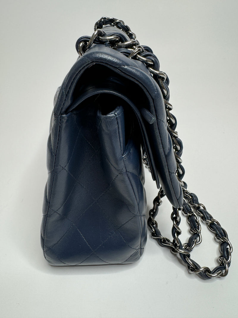 Chanel Navy Lambskin Leather Jumbo Classic Double Flap