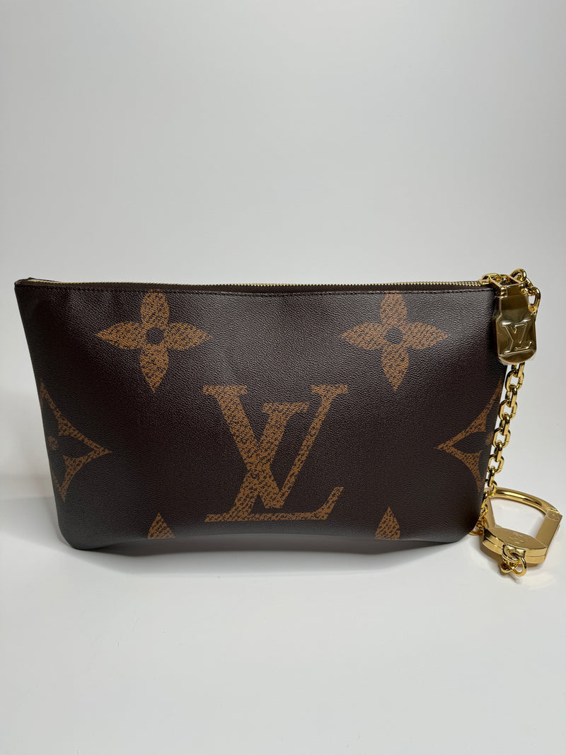 Louis Vuitton Pochette Cles XL